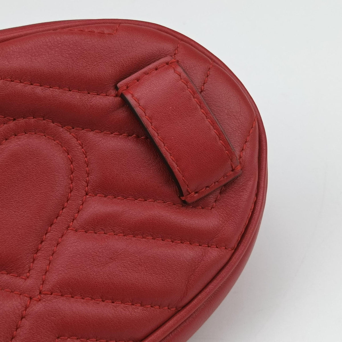 Secondhand Gucci GG Marmont Red Leather 476434 bum bag/waist bag | stylenewstar