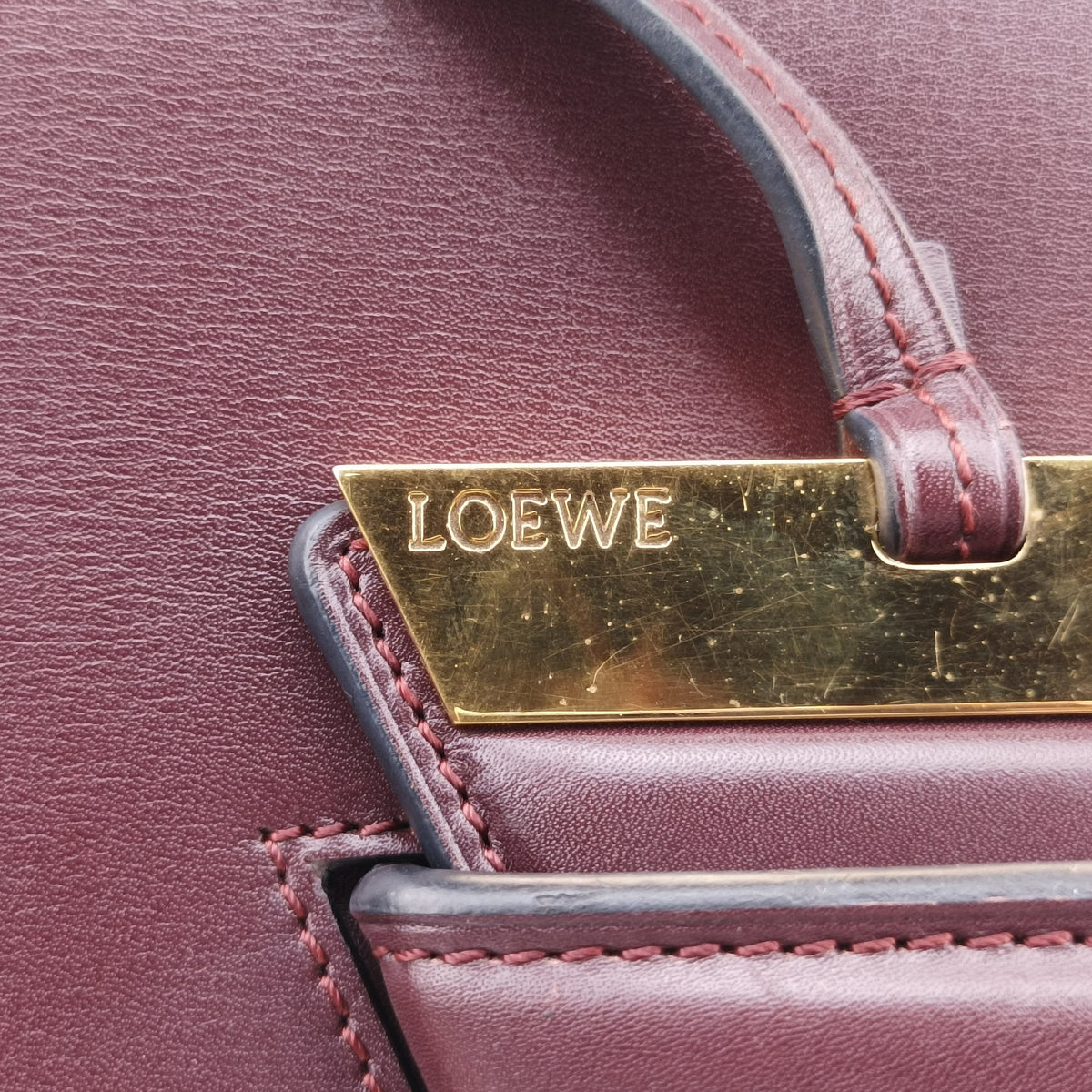 Pre-owned Loewe Barcelona Dark Burgundy Leather  shoulderbag | stylenewstar