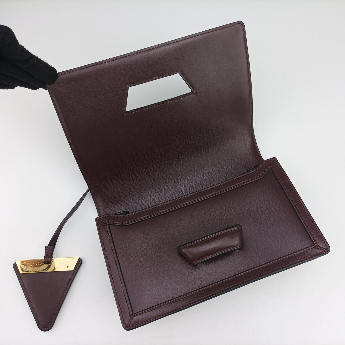 Pre-owned Loewe Barcelona Dark Burgundy Leather  shoulderbag | stylenewstar