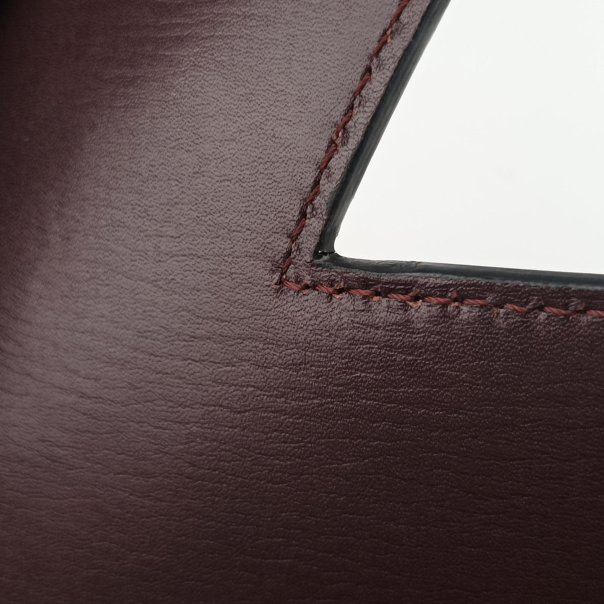 Pre-owned Loewe Barcelona Dark Burgundy Leather  shoulderbag | stylenewstar