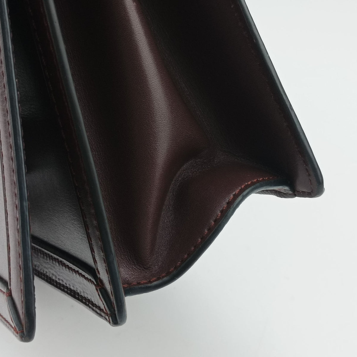 Pre-owned Loewe Barcelona Dark Burgundy Leather  shoulderbag | stylenewstar