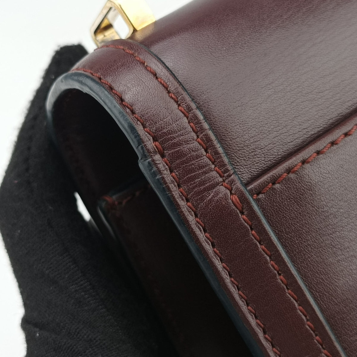Pre-owned Loewe Barcelona Dark Burgundy Leather  shoulderbag | stylenewstar