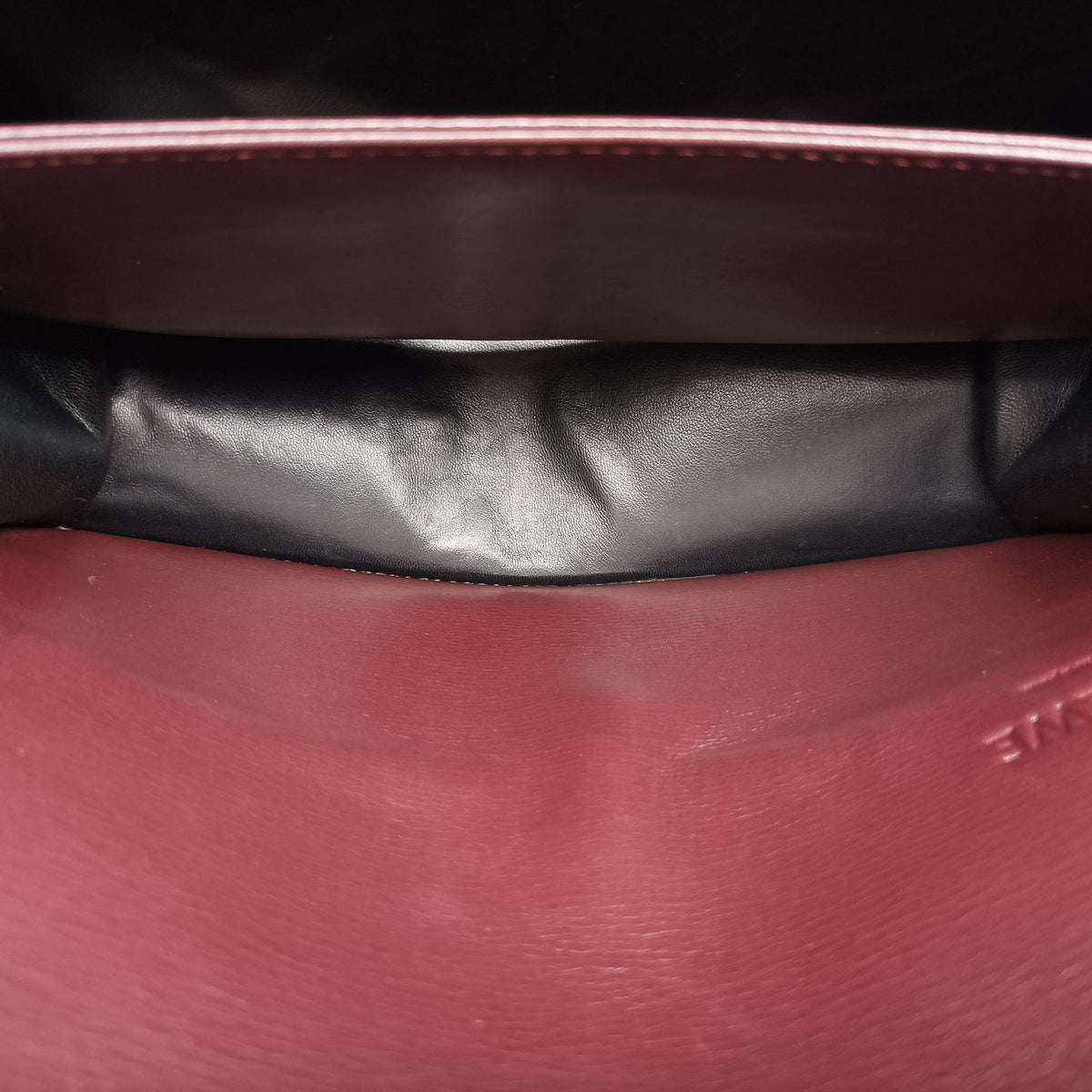 Pre-owned Loewe Barcelona Dark Burgundy Leather  shoulderbag | stylenewstar