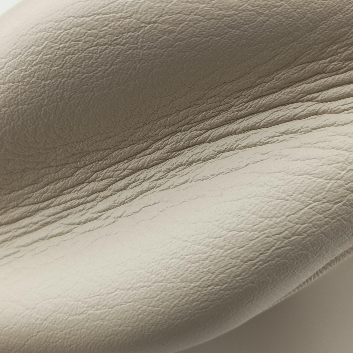 Pre-owned Gucci GG Marmont White Leather 443502 shoulderbag | stylenewstar