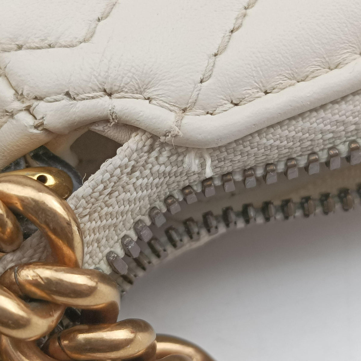 Pre-owned Gucci GG Marmont White Leather 443502 shoulderbag | stylenewstar