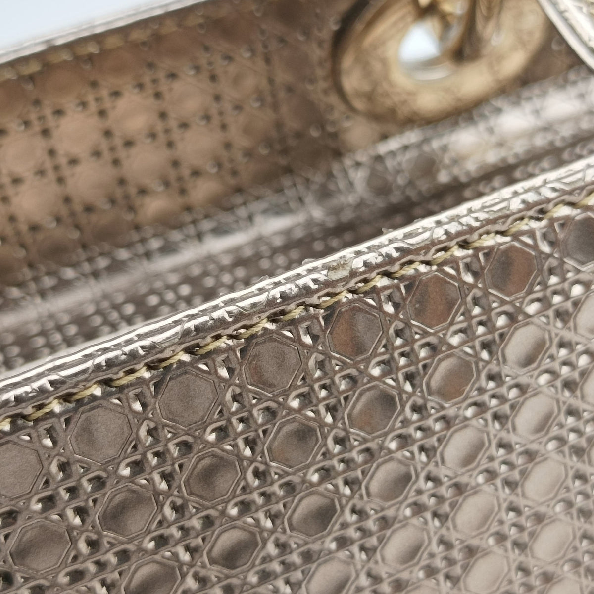 Pre-owned Christian Dior Lady Dior Golden Patent Leather  shoulderbag | stylenewstar