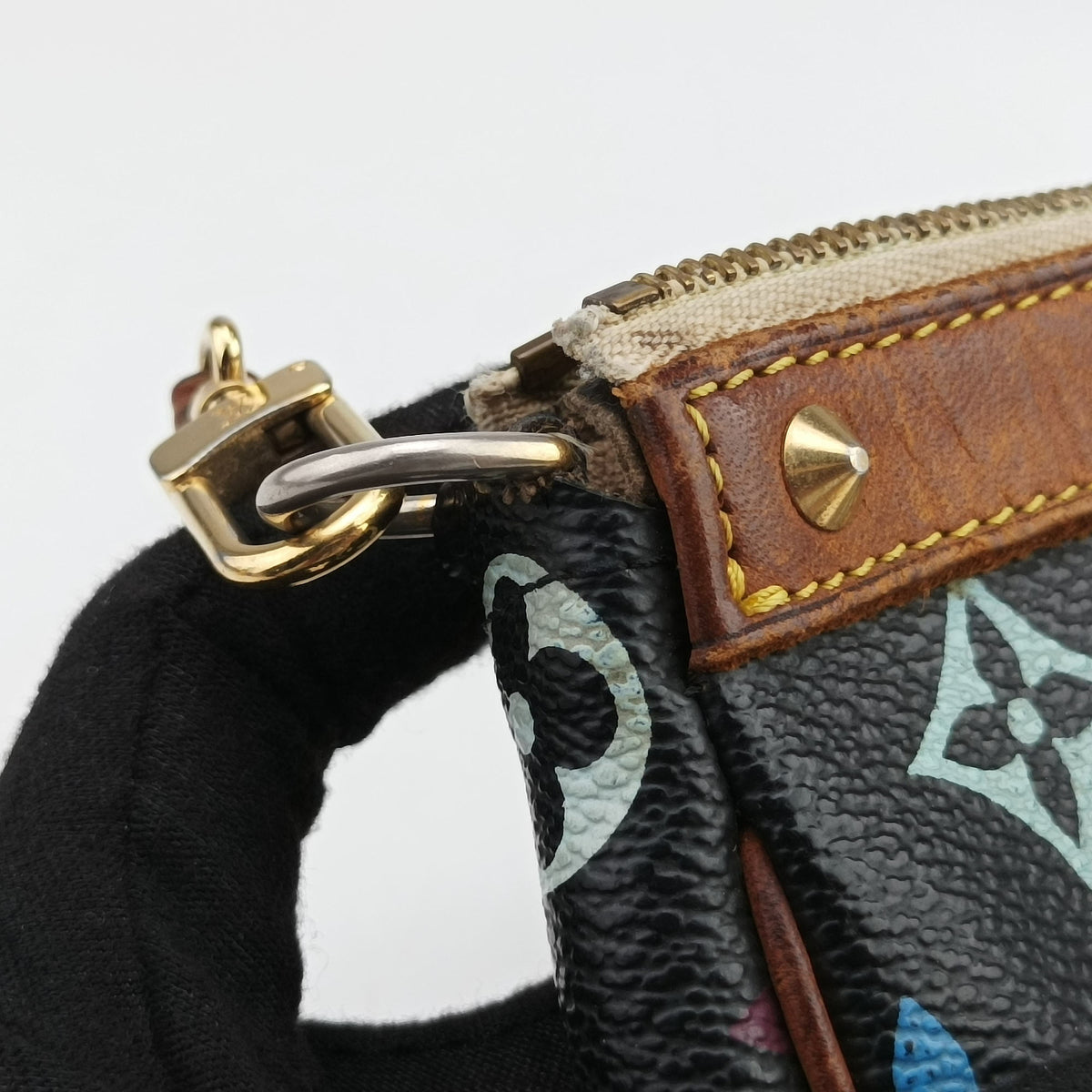 Pre-owned Louis Vuitton Pochette Accessoires Noir Monogram Multicolor M92648 shoulderbag | stylenewstar