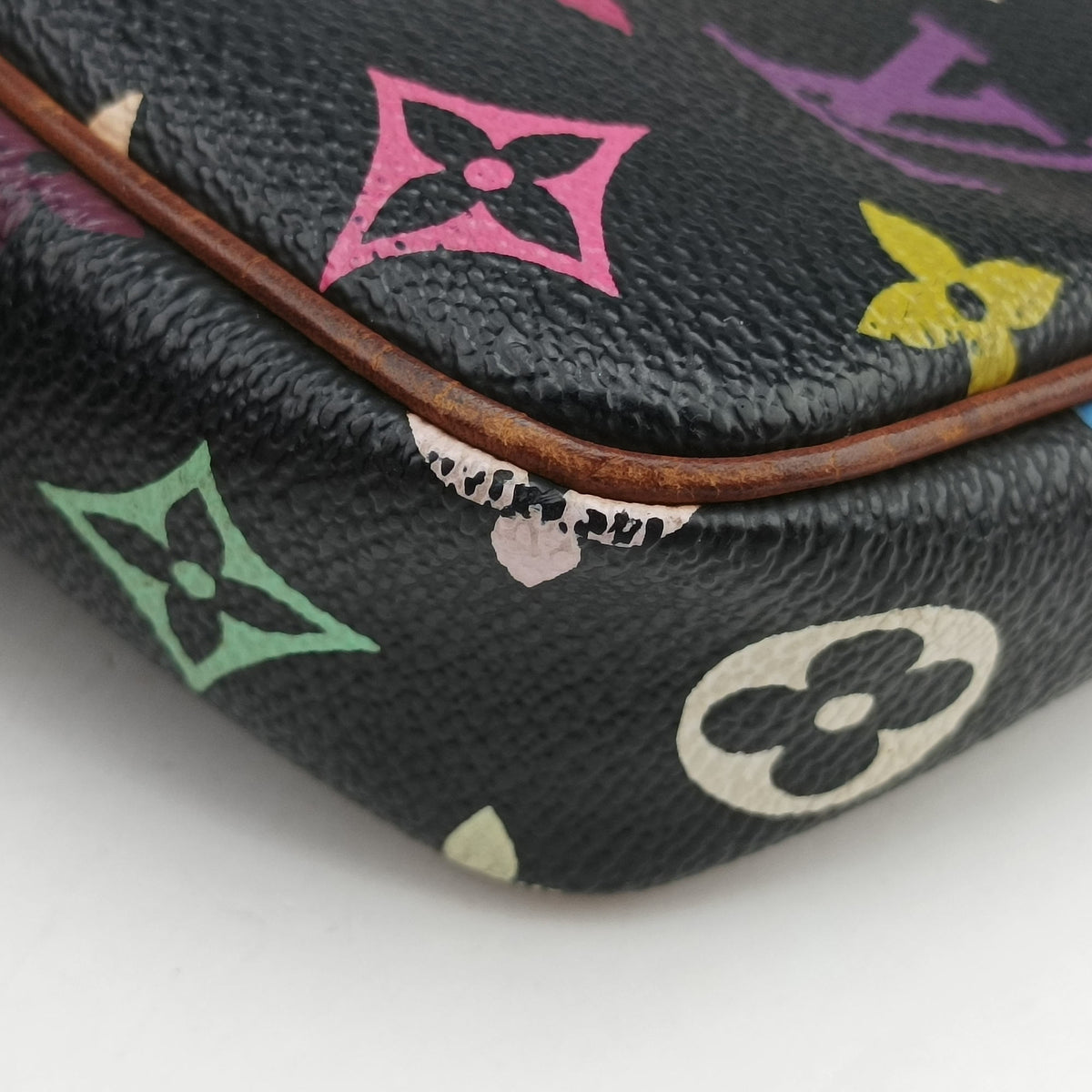 Pre-owned Louis Vuitton Pochette Accessoires Noir Monogram Multicolor M92648 shoulderbag | stylenewstar