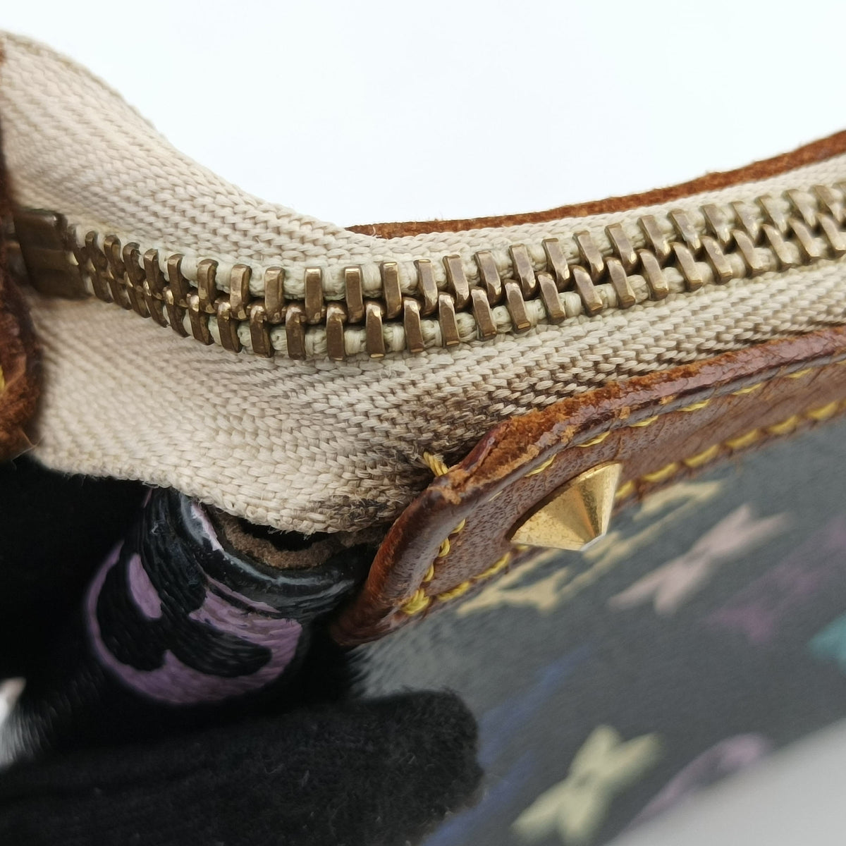 Pre-owned Louis Vuitton Pochette Accessoires Noir Monogram Multicolor M92648 shoulderbag | stylenewstar