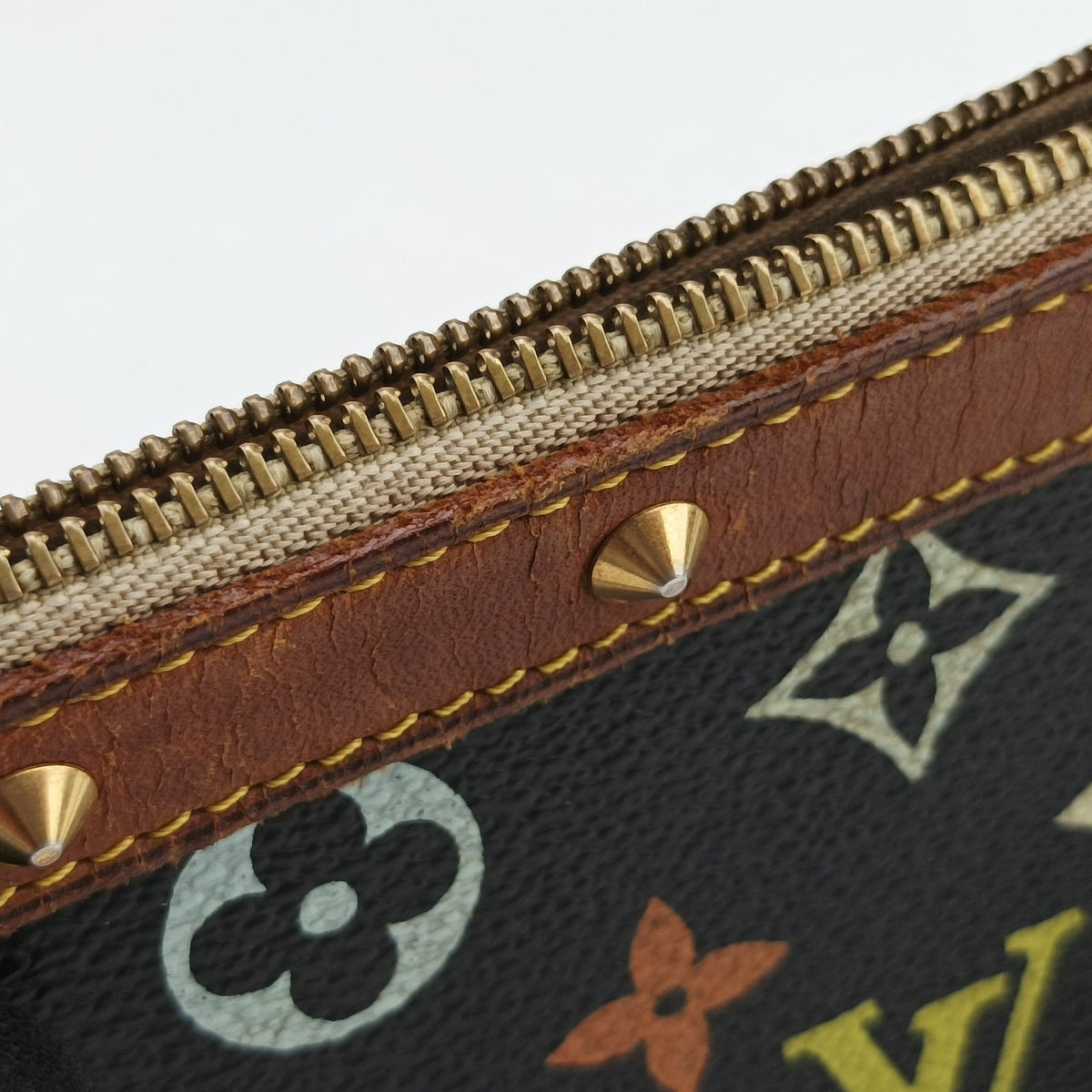 Pre-owned Louis Vuitton Pochette Accessoires Noir Monogram Multicolor M92648 shoulderbag | stylenewstar
