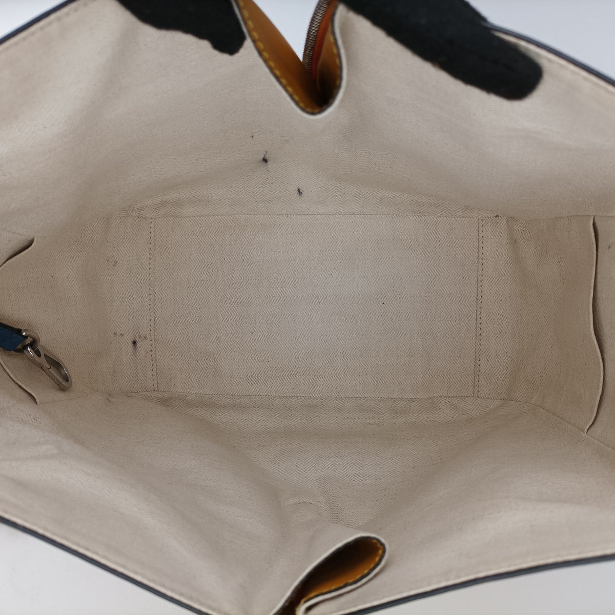 Secondhand Loewe Hammock Yellow Leather  shoulderbag | stylenewstar