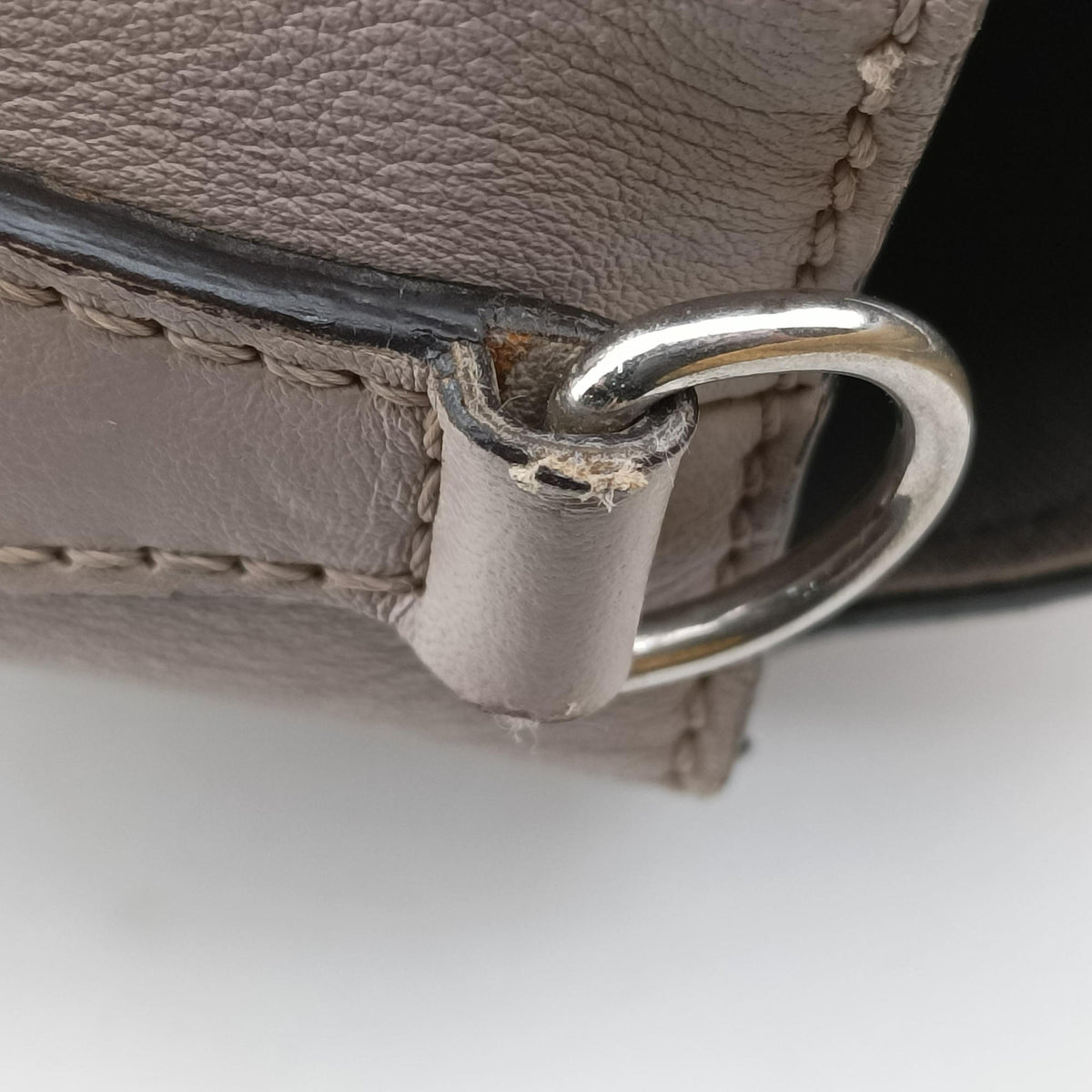Pre-owned Fendi By The Way Grey leather 8BL125 shoulderbag | stylenewstar