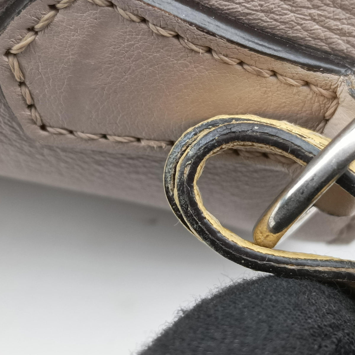 Pre-owned Fendi By The Way Grey leather 8BL125 shoulderbag | stylenewstar
