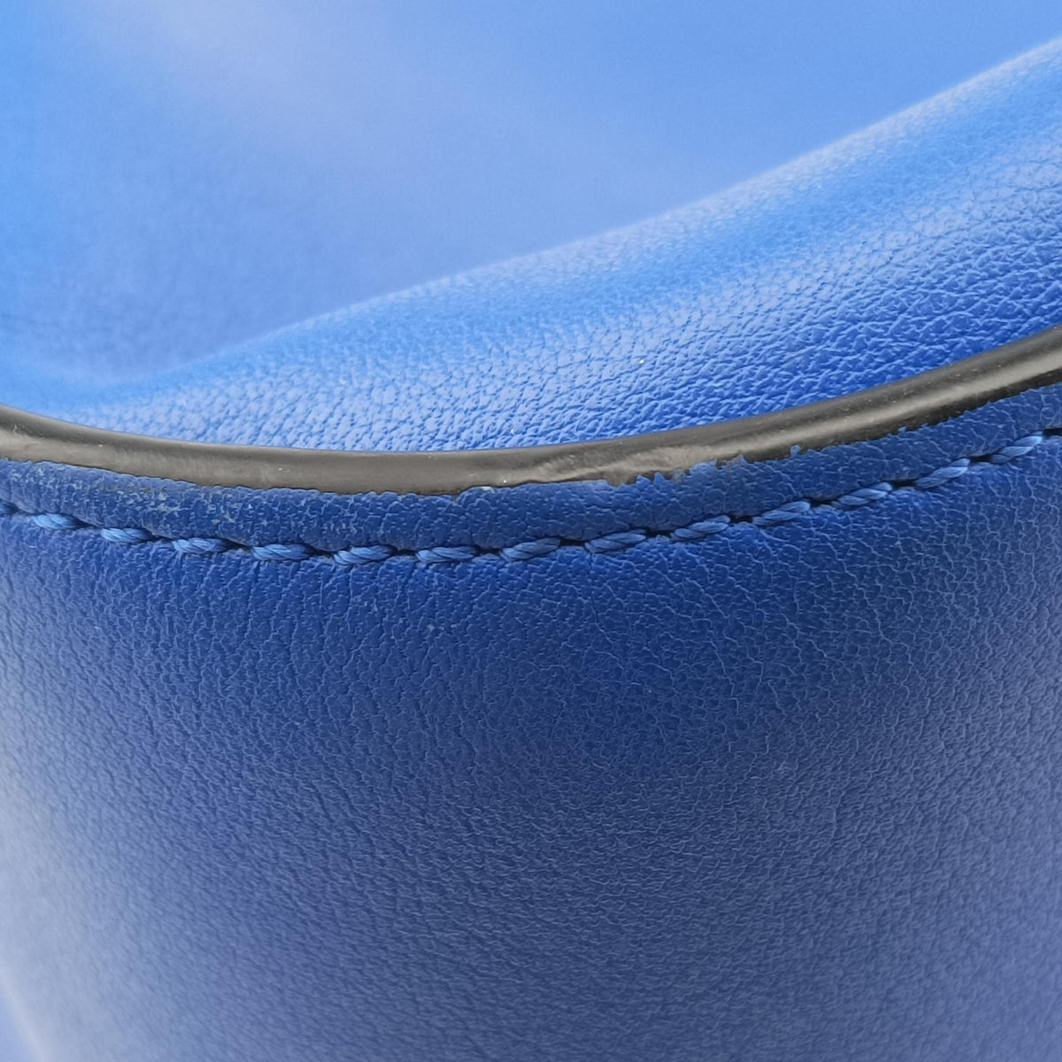 Pre-owned Loewe Hammock Blue leather  shoulderbag | stylenewstar