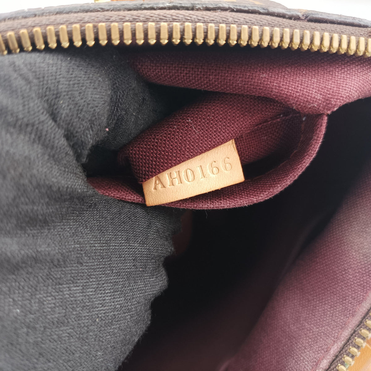 Pre-owned Louis Vuitton TURENNE PM Brown Monogram Canvas M48813 shoulderbag | stylenewstar