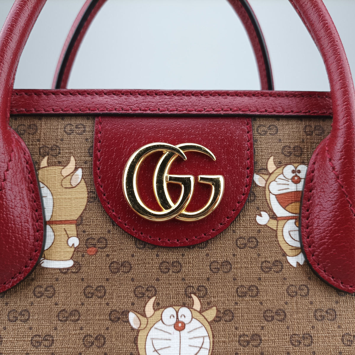 Pre-owned Gucci Doraemon GG Supreme Beige×Red PVC coated canvas×Leather 654345 shoulderbag | stylenewstar