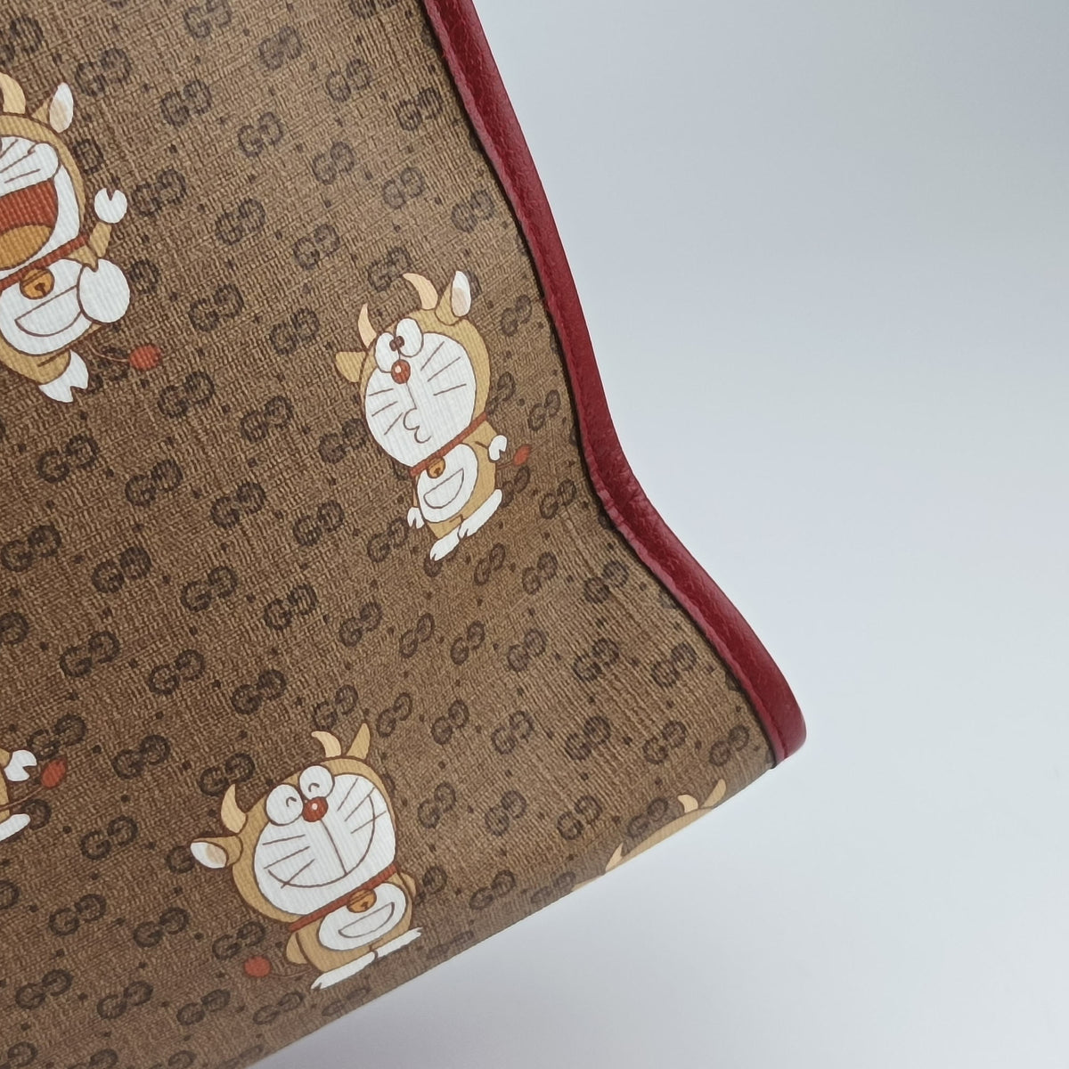 Pre-owned Gucci Doraemon GG Supreme Beige×Red PVC coated canvas×Leather 654345 shoulderbag | stylenewstar