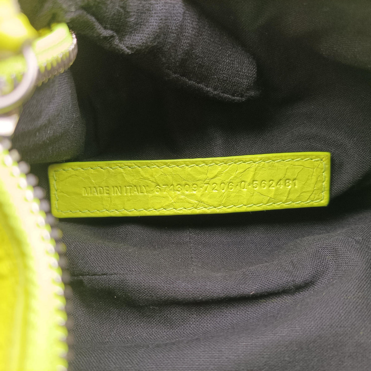 Pre-owned Balenciaga Le Cagole Green lambskin  shoulderbag | stylenewstar