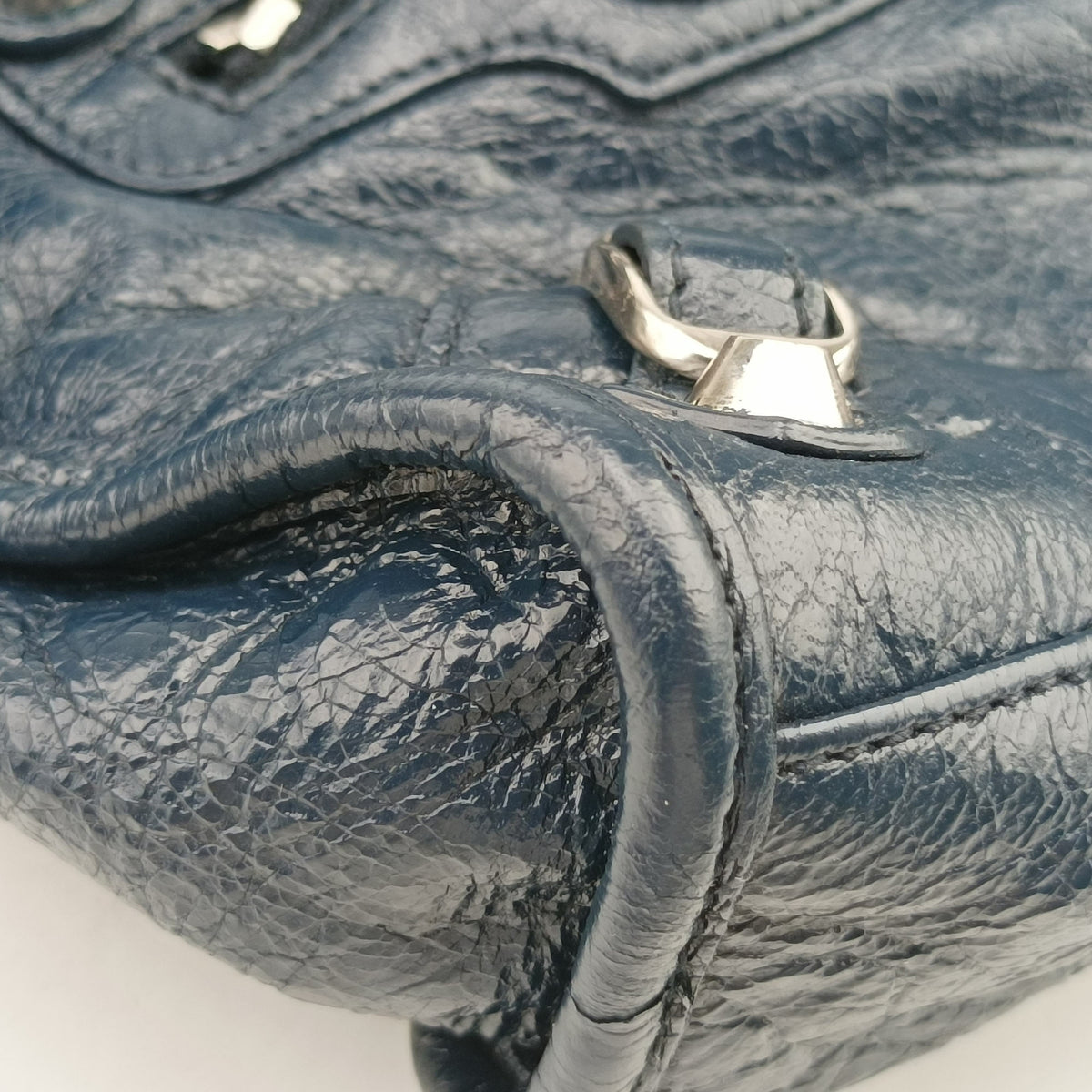 Vintage Balenciaga Giant City Navy lambskin  shoulderbag | stylenewstar