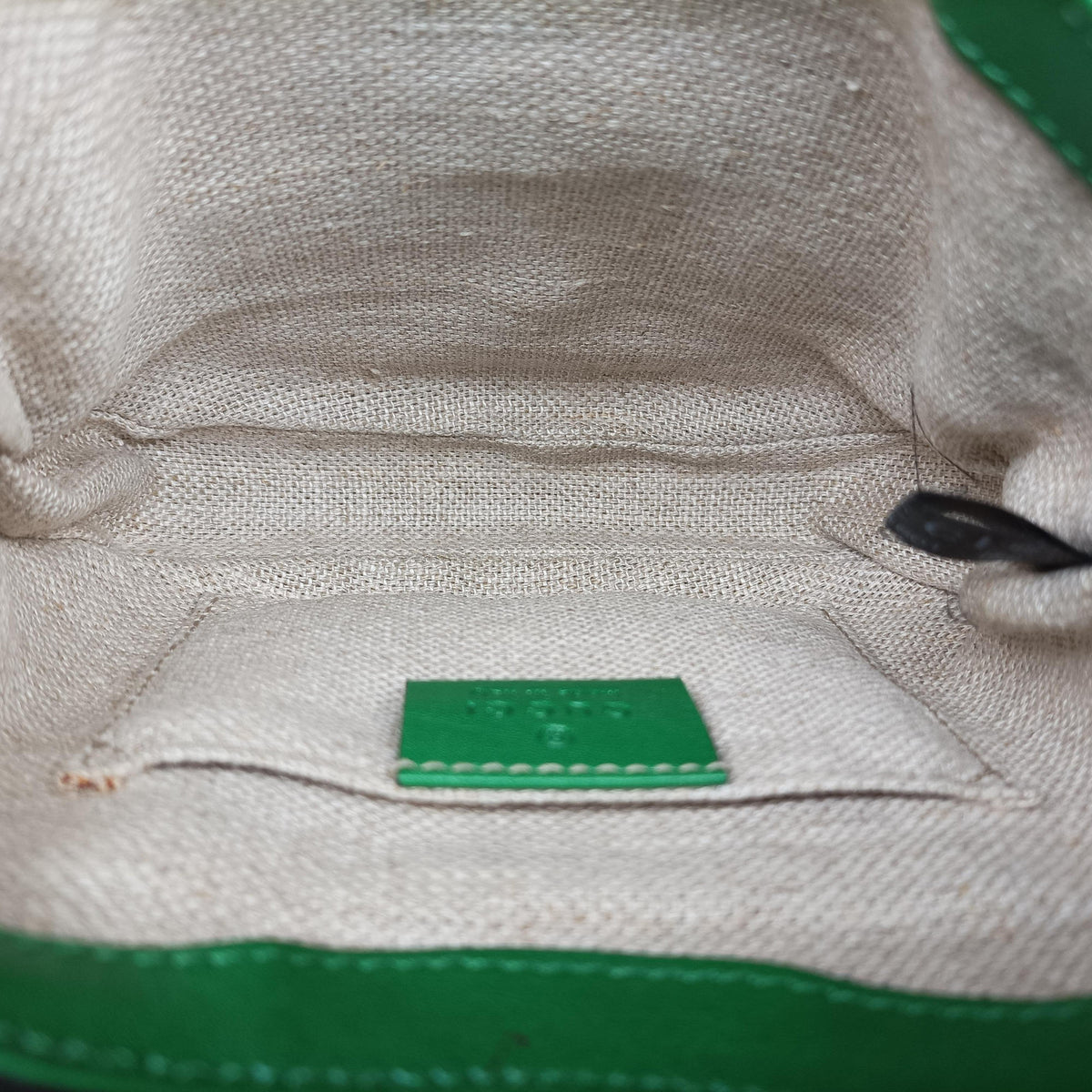 Secondhand Gucci Nubuck Tigrette Chain Green suede 290684 shoulderbag | stylenewstar