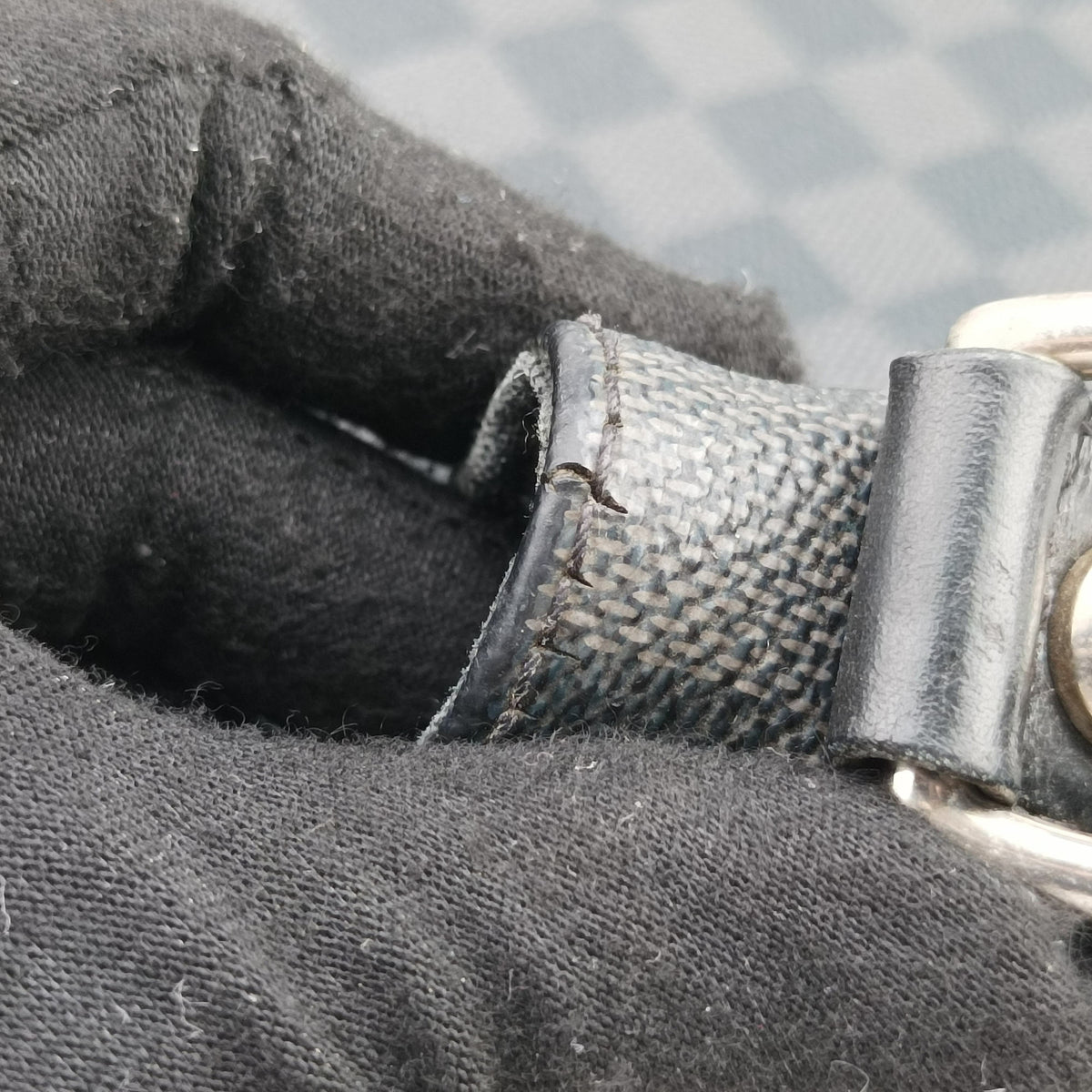 Secondhand Louis Vuitton DANIEL GM Noir Damier GRAPHITE N58033 shoulderbag | stylenewstar