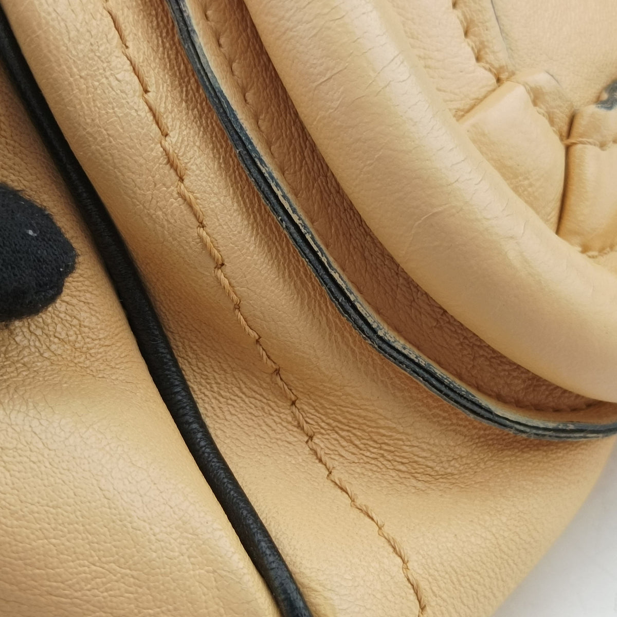Pre-owned Chloe Paraty Beige Leather  shoulderbag | stylenewstar