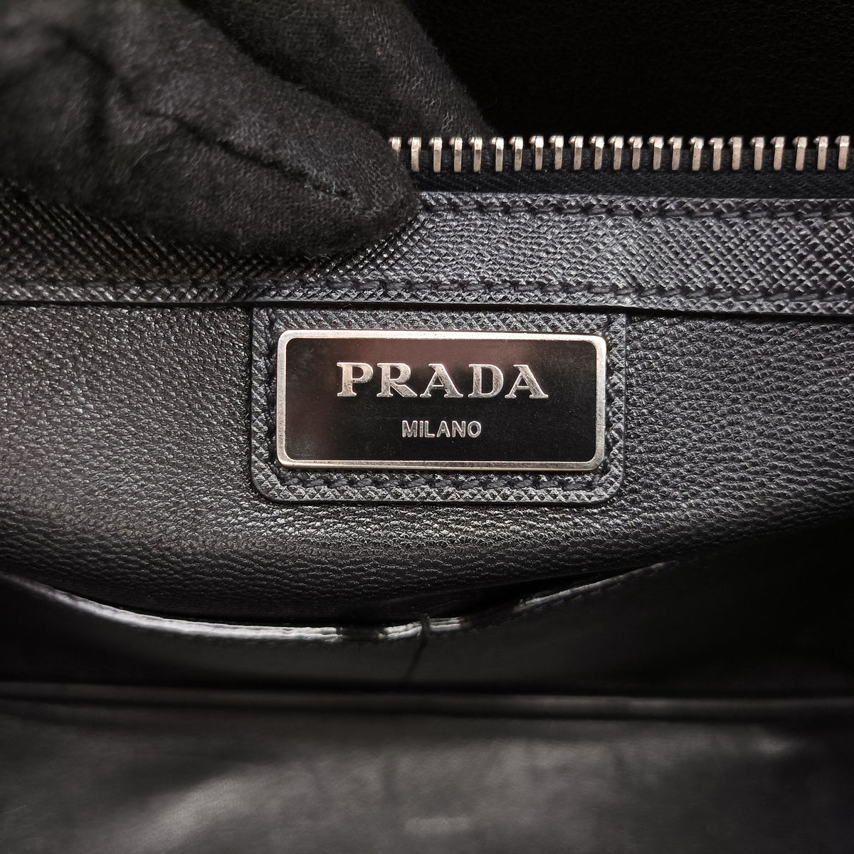 Pre-owned Prada business bag briefcase Navy x Black SAFFIANO Leather 2VE363 handbag | stylenewstar