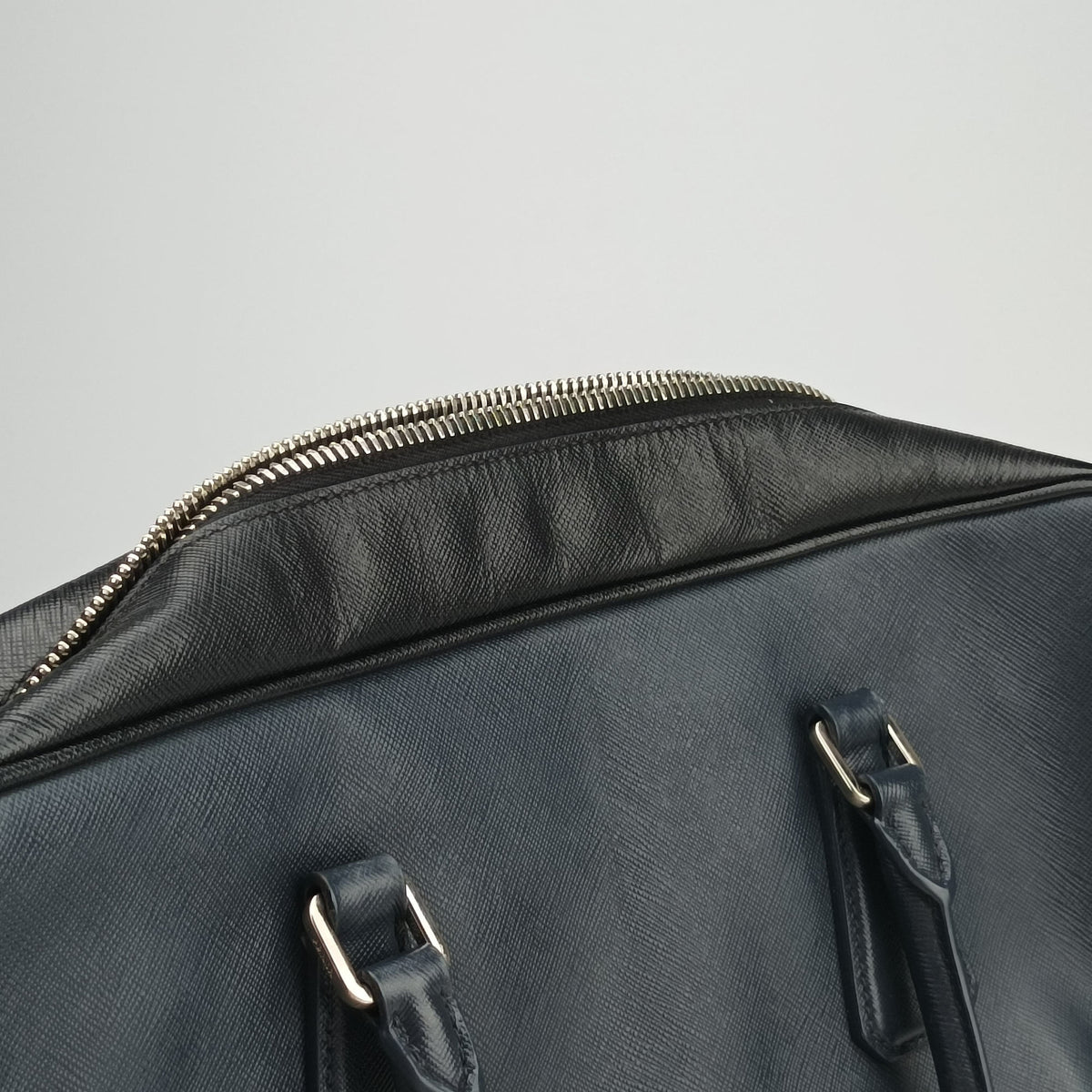 Pre-owned Prada business bag briefcase Navy x Black SAFFIANO Leather 2VE363 handbag | stylenewstar
