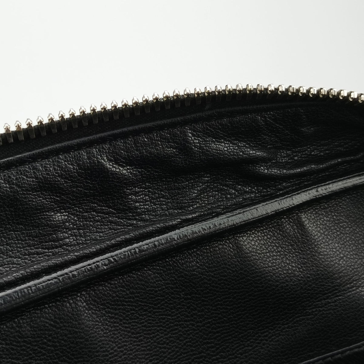 Pre-owned Prada business bag briefcase Navy x Black SAFFIANO Leather 2VE363 handbag | stylenewstar