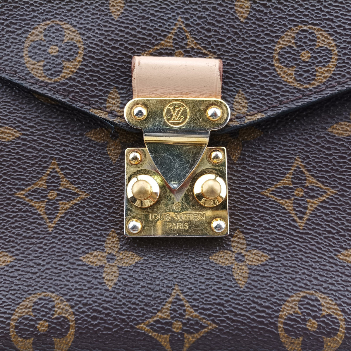 Pre-owned Louis Vuitton Pochette Metis MM Brown Monogram canvas M44875 shoulderbag | stylenewstar
