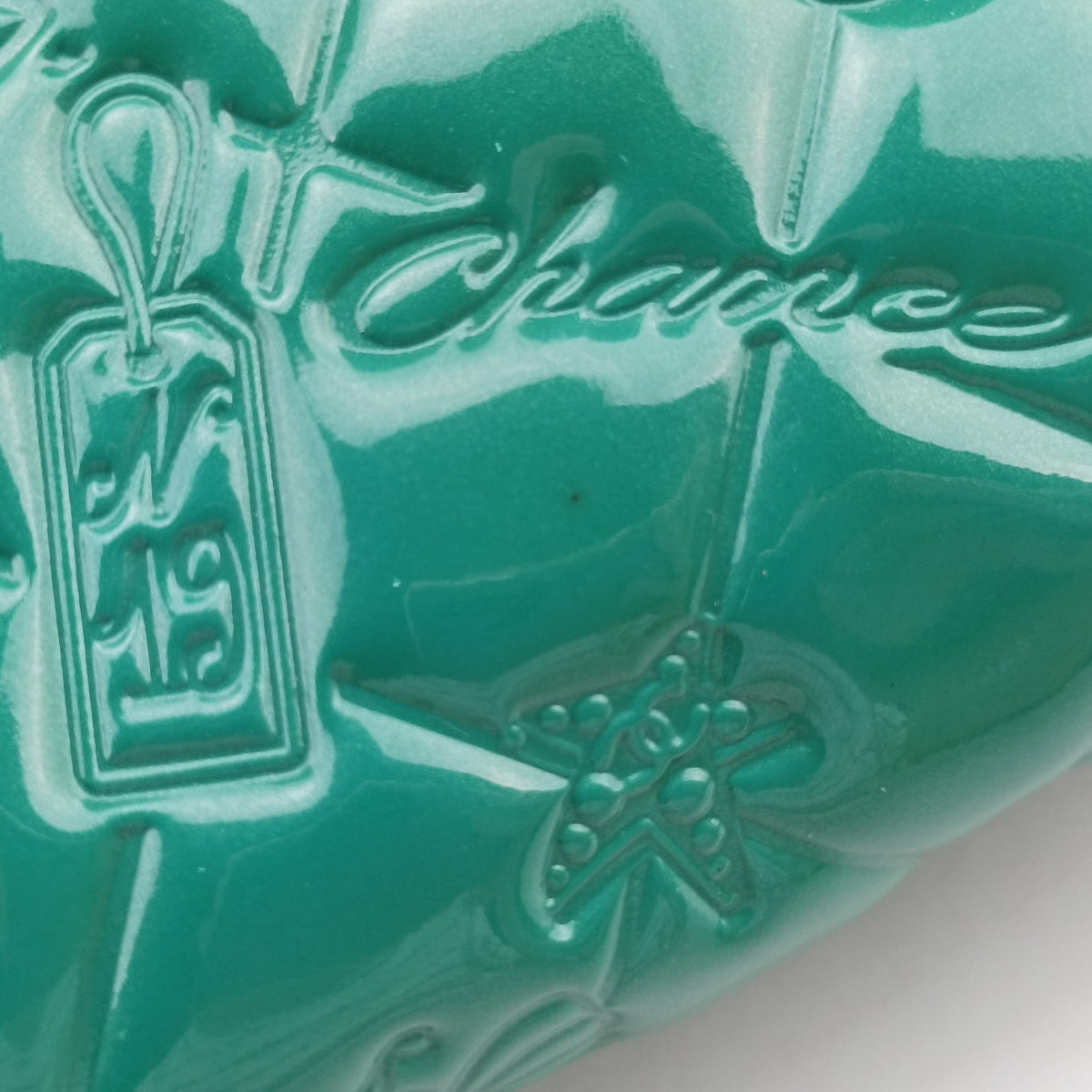 Secondhand Chanel Iconic Matelasse Turquoise Patent Leather A37156 shoulderbag | stylenewstar