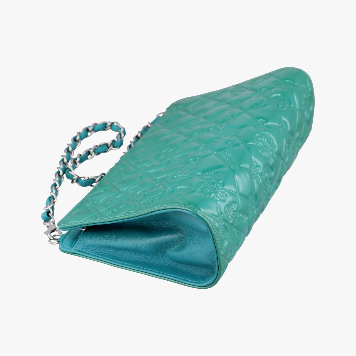 Secondhand Chanel Iconic Matelasse Turquoise Patent Leather A37156 shoulderbag | stylenewstar