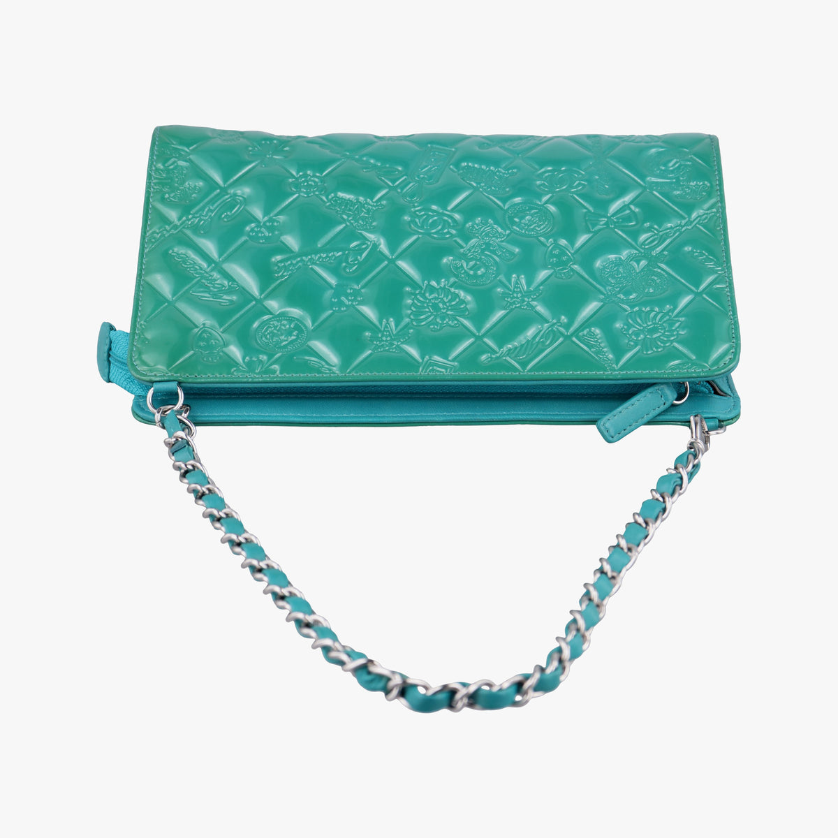 Secondhand Chanel Iconic Matelasse Turquoise Patent Leather A37156 shoulderbag | stylenewstar