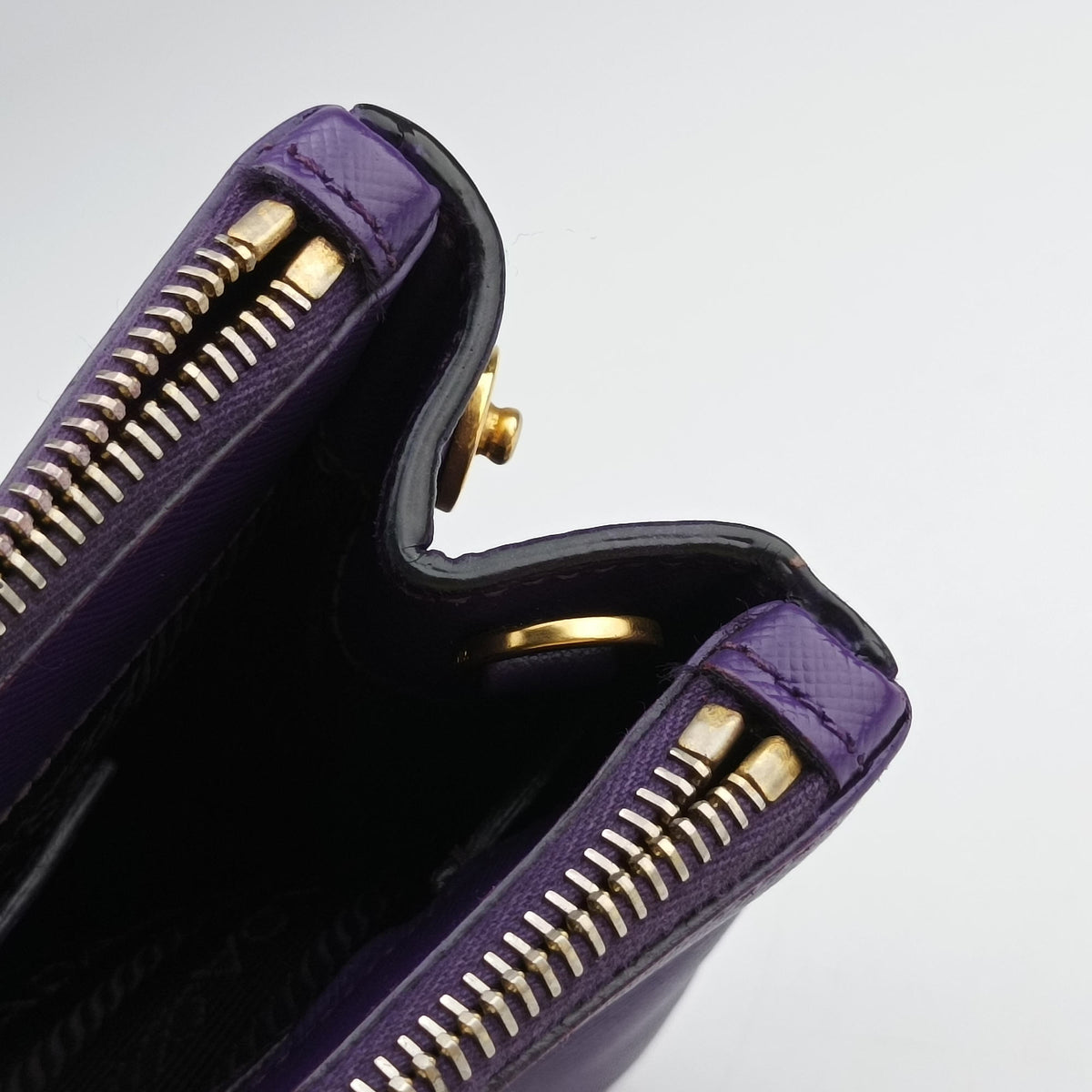 Pre-owned Prada Galleria Purple SAFFIANO Leather BN1801 handbag | stylenewstar