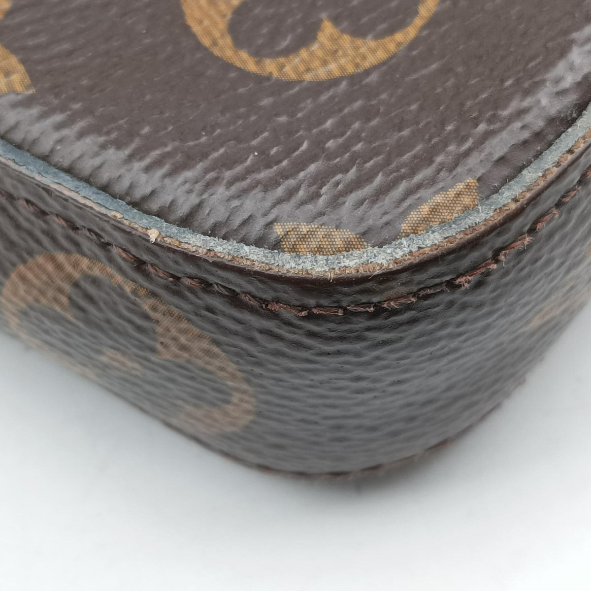 Secondhand Louis Vuitton Pochette Felicie Brown Monogram Canvas M61276 shoulderbag | stylenewstar