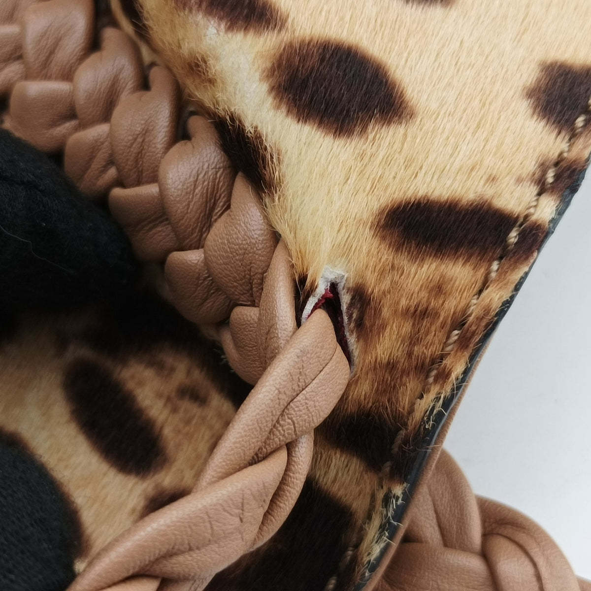 Pre-owned Valentino Leopard Print Multicolor ponyhair  shoulderbag | stylenewstar