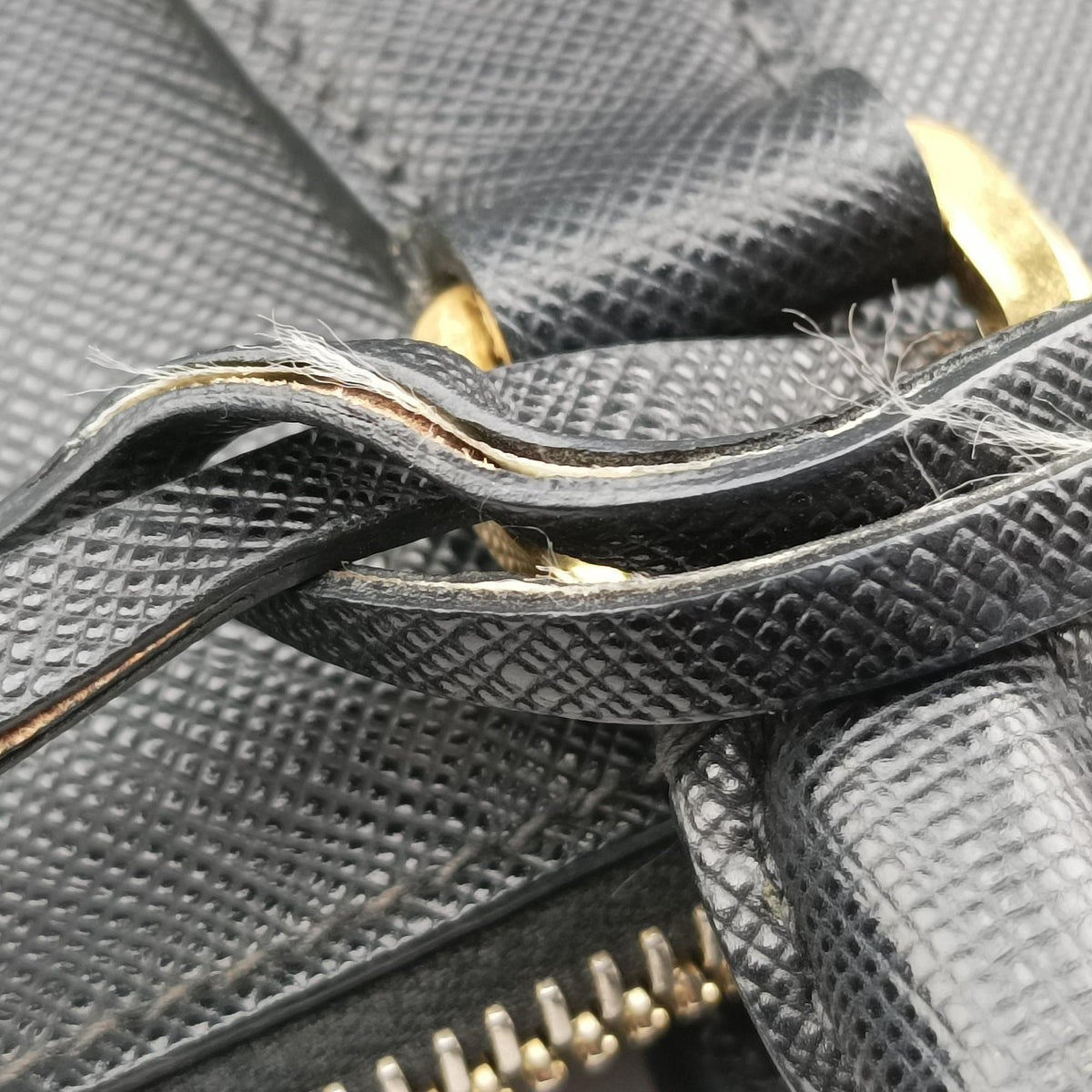 Vintage Prada Galleria Black SAFFIANO Leather BN2274 handbag | stylenewstar