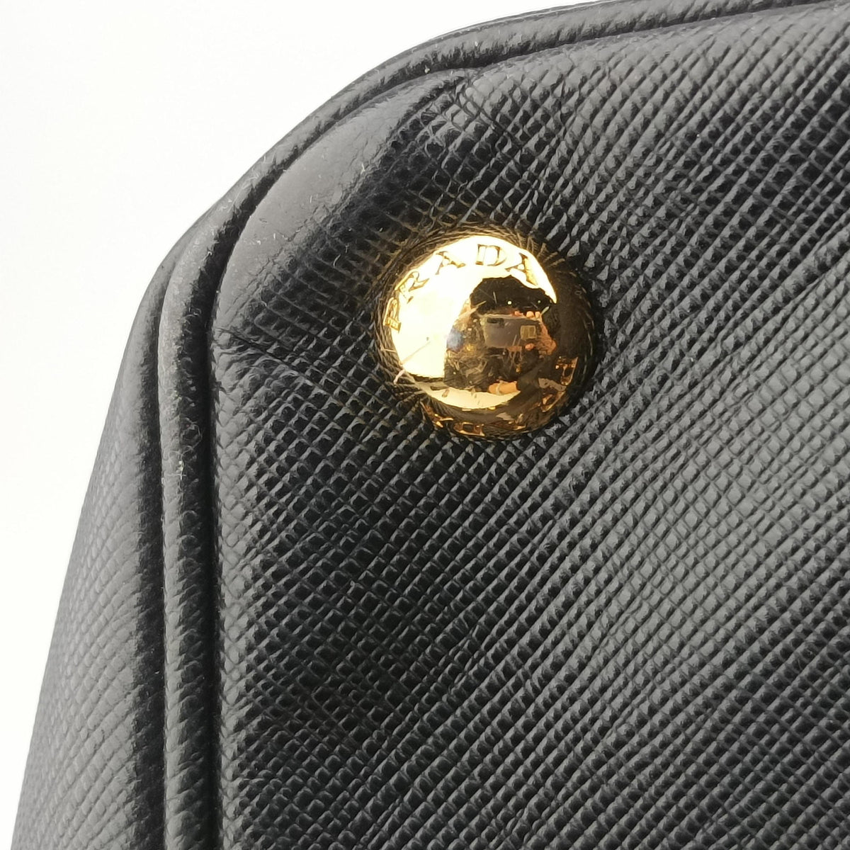 Vintage Prada Galleria Black SAFFIANO Leather BN2274 handbag | stylenewstar