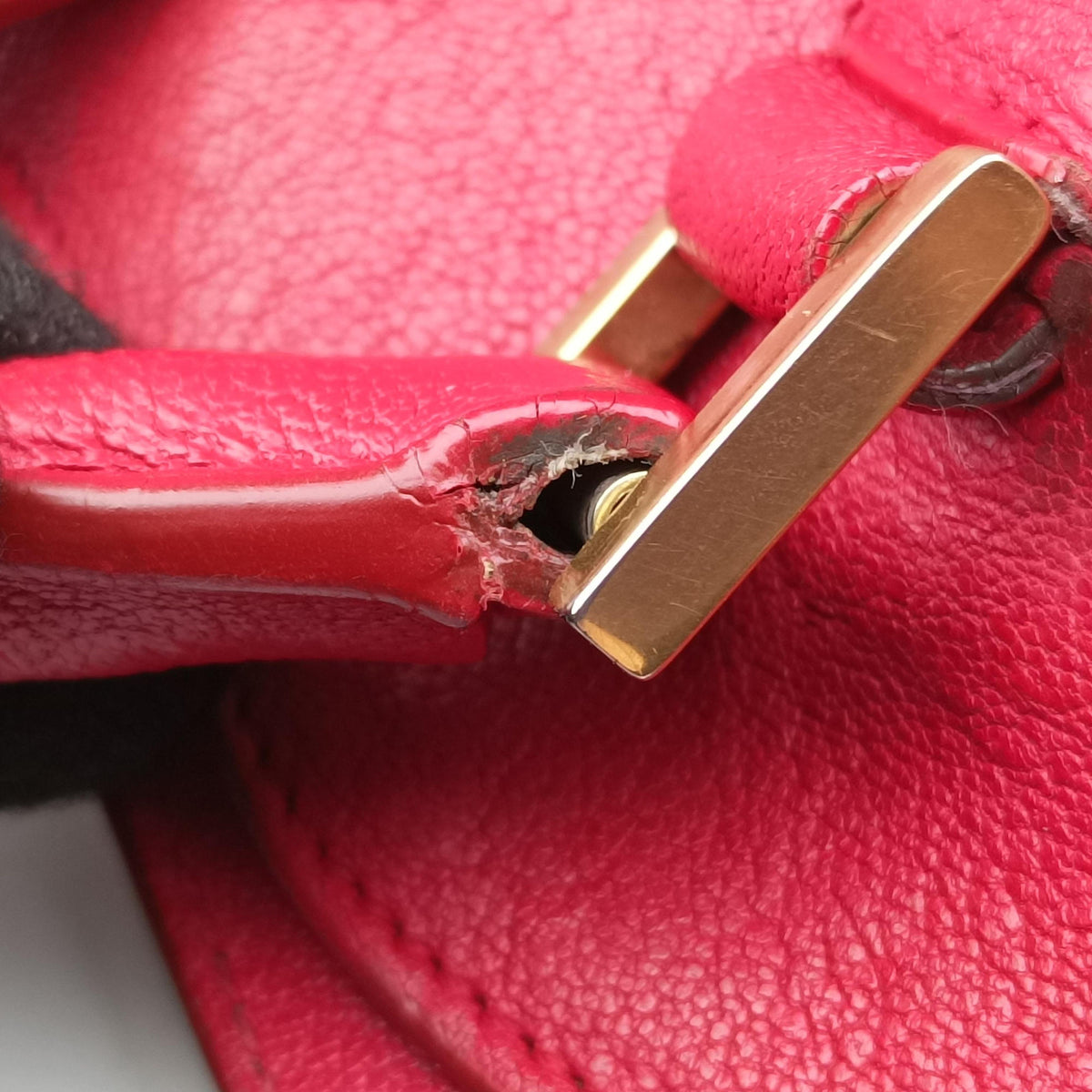 Pre-owned Yves Saint Laurent CABAS CHYC Red Leather 311220 handbag | stylenewstar