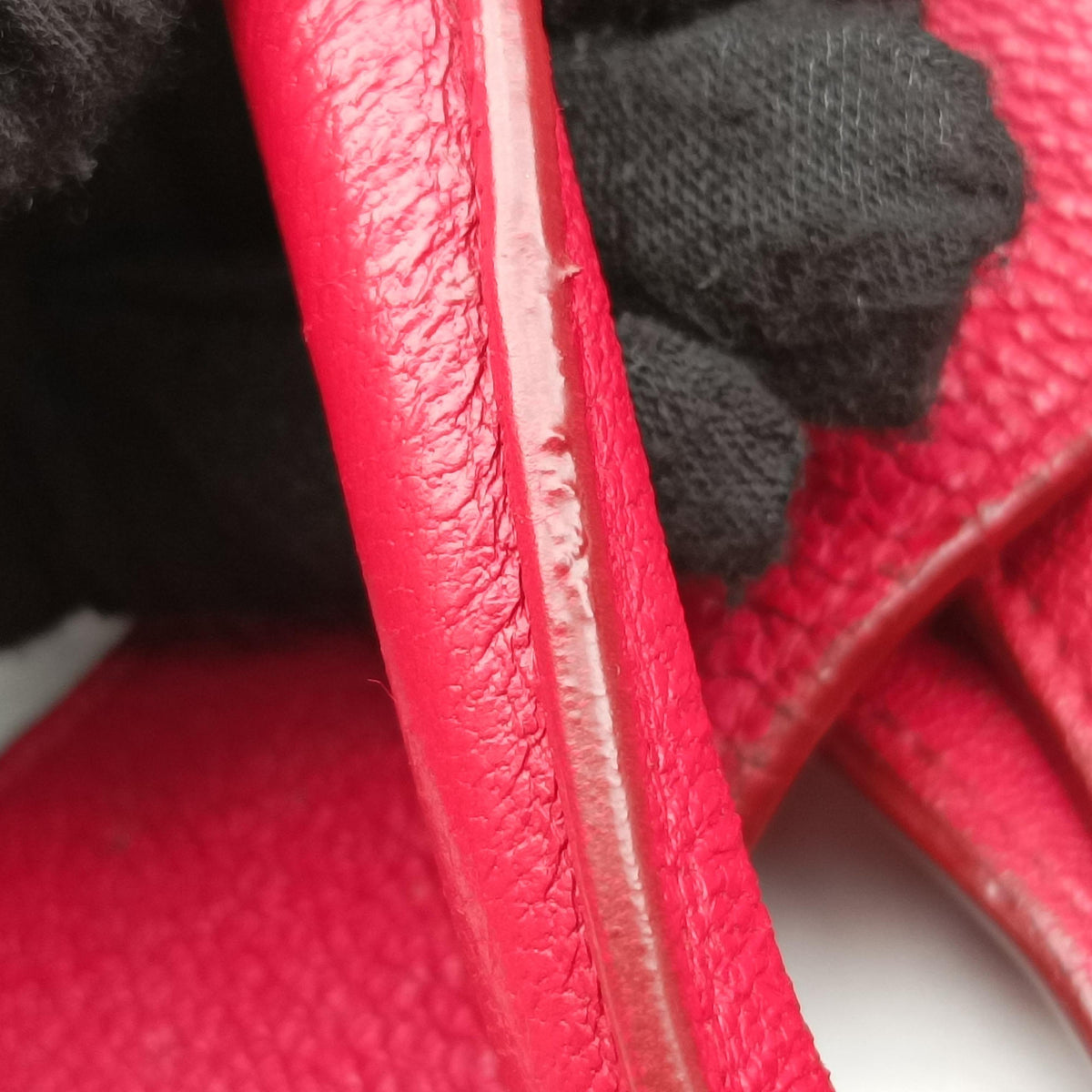 Pre-owned Yves Saint Laurent CABAS CHYC Red Leather 311220 handbag | stylenewstar