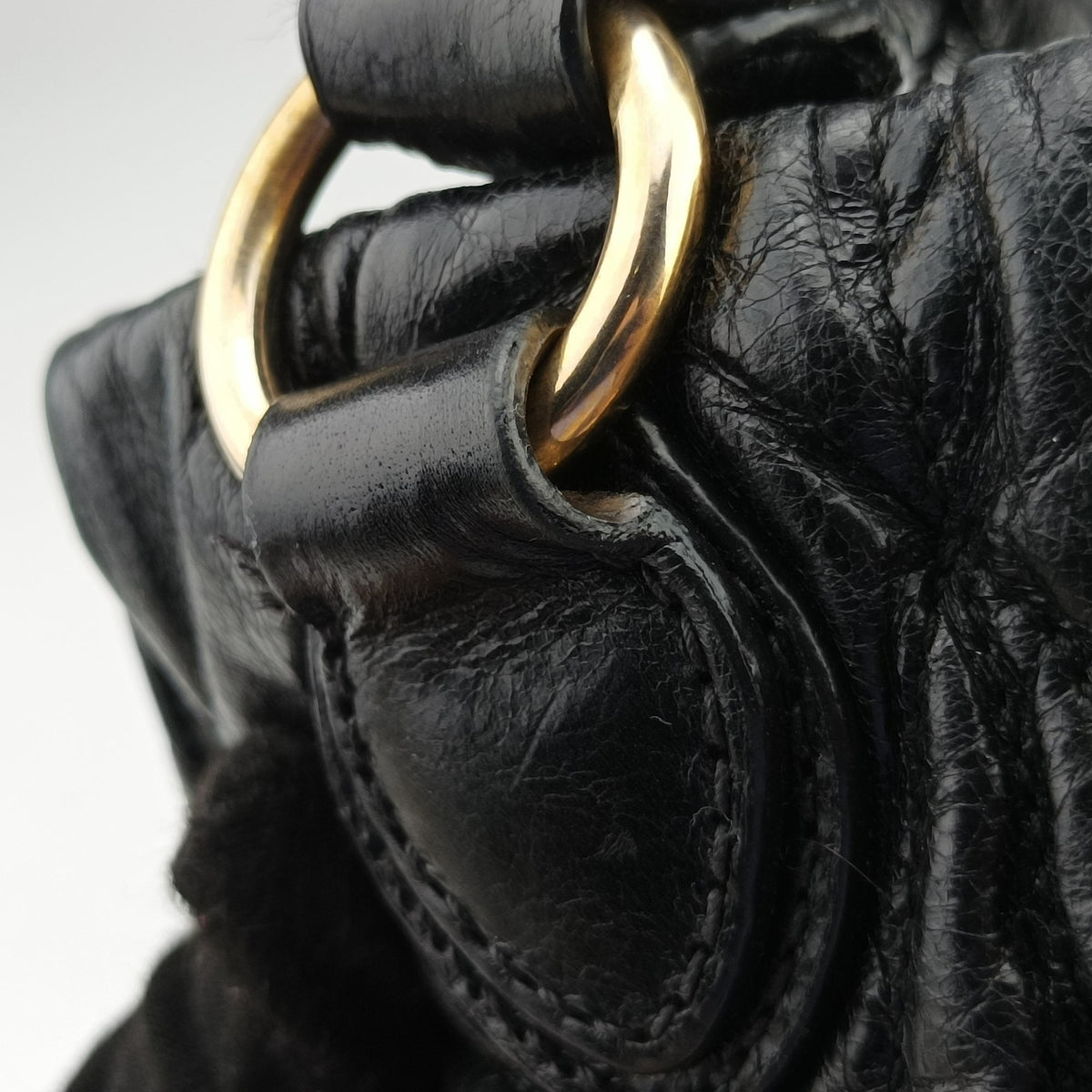 Pre-owned Miu Miu Matelasse Black Leather  shoulderbag | stylenewstar