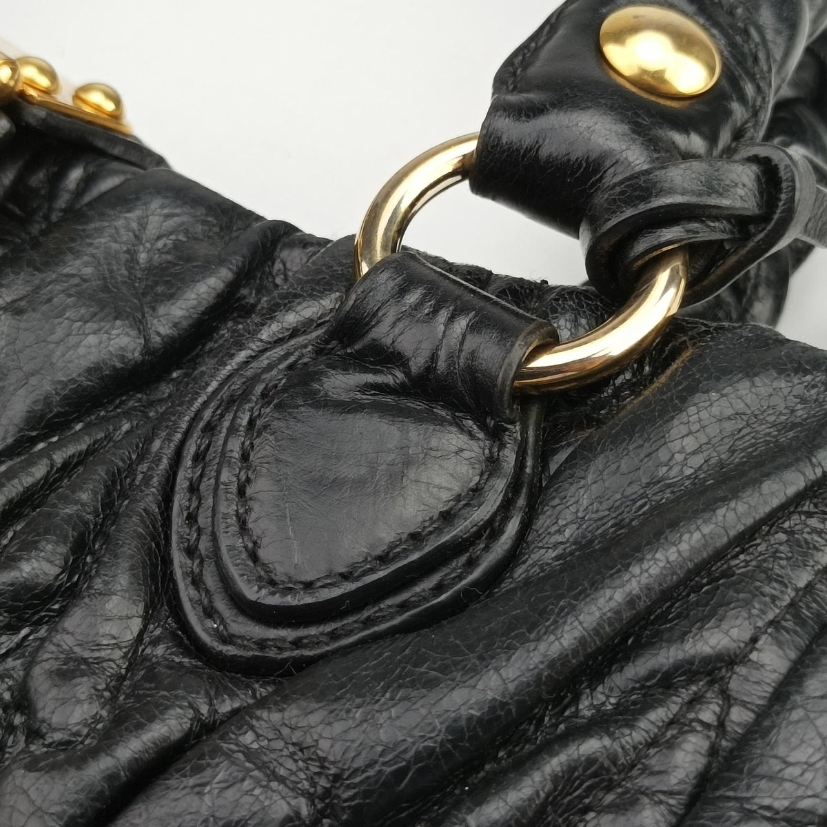 Pre-owned Miu Miu Matelasse Black Leather  shoulderbag | stylenewstar
