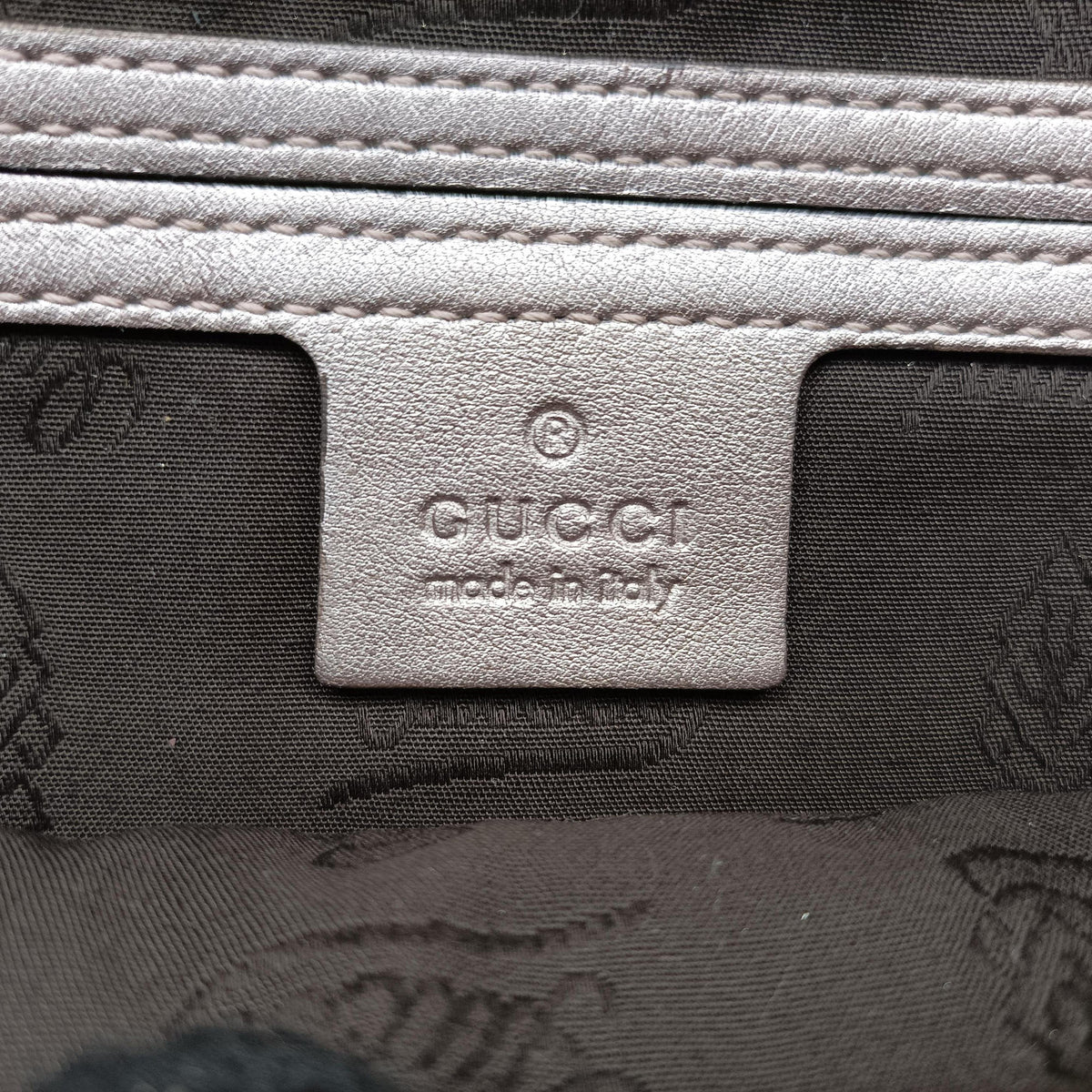 Secondhand Gucci GG Imprime Golden PVC-coated canvas 233269 bum bag/waist bag | stylenewstar