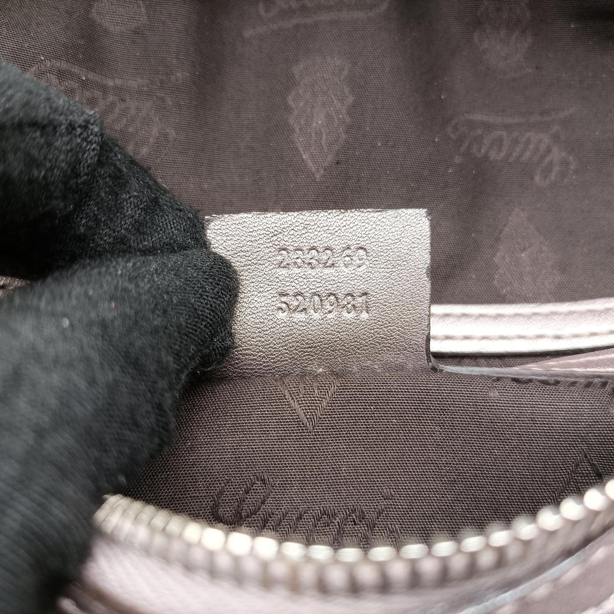Secondhand Gucci GG Imprime Golden PVC-coated canvas 233269 bum bag/waist bag | stylenewstar