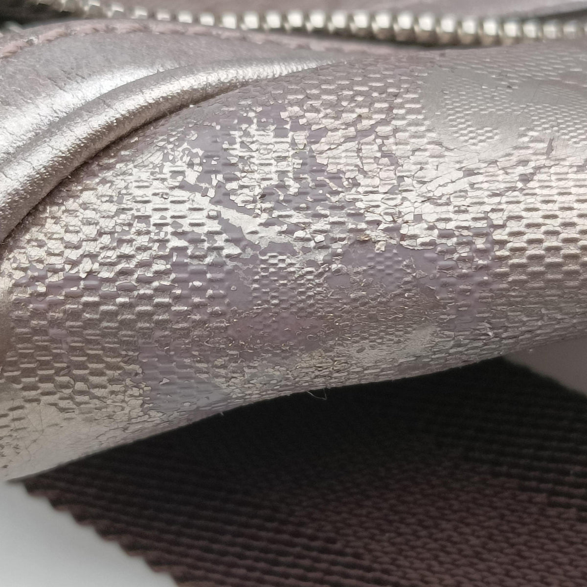 Secondhand Gucci GG Imprime Golden PVC-coated canvas 233269 bum bag/waist bag | stylenewstar