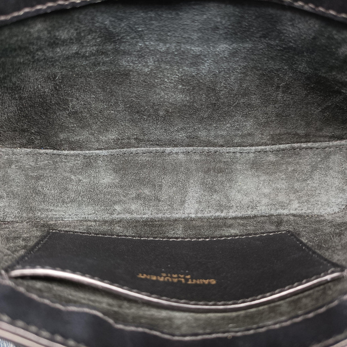 Vintage Yves Saint Laurent LE 5 a 7 Hobo Black Leather 710318 handbag | stylenewstar