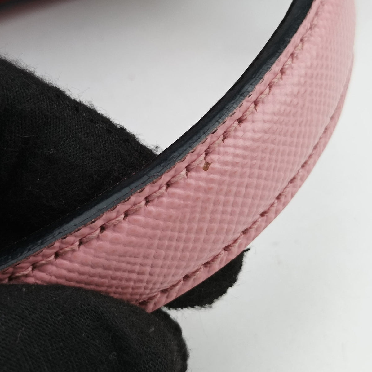 Pre-owned Prada Pannier Pink SAFFIANO Leather 1BA212 shoulderbag | stylenewstar