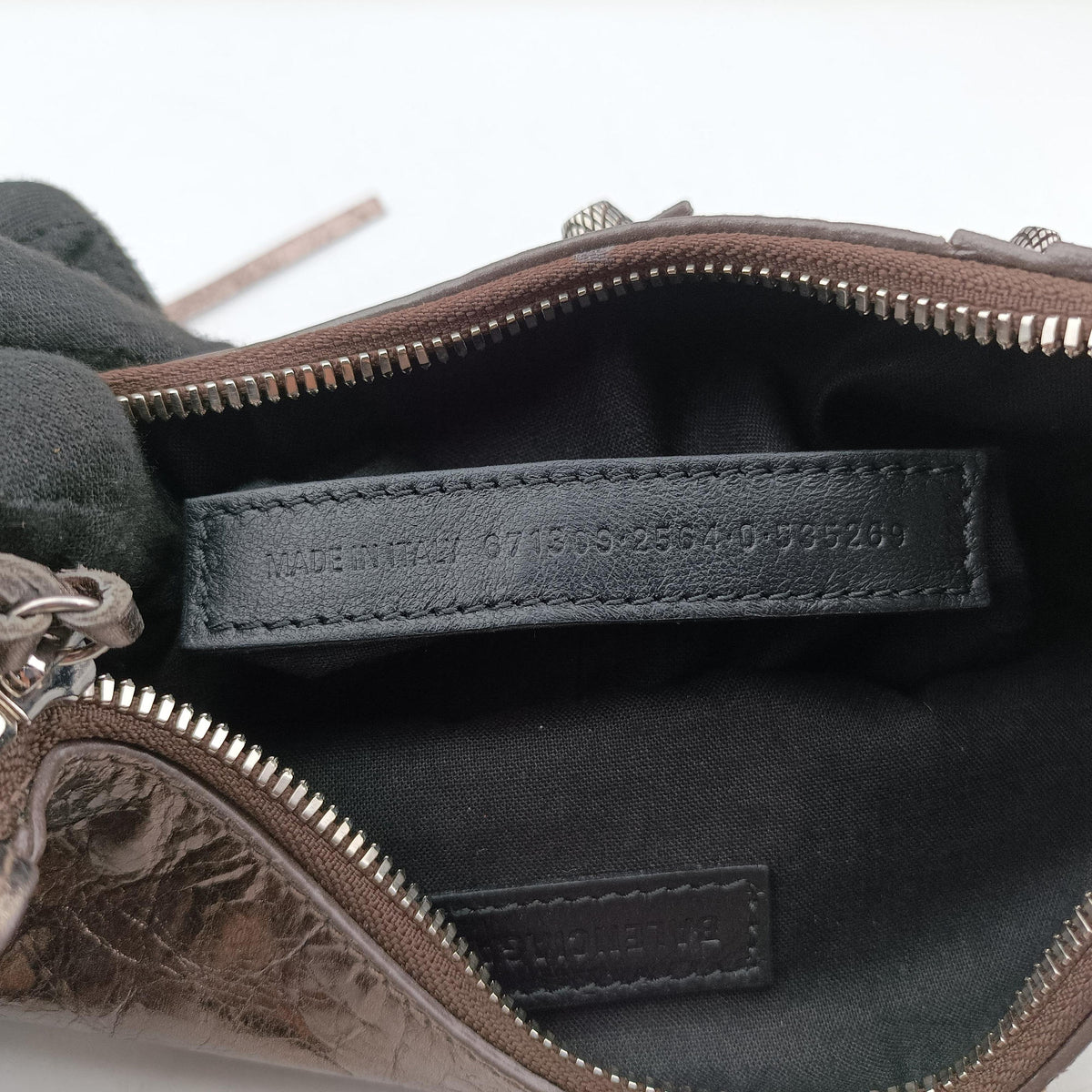 Vintage Balenciaga Le Cagole Silver lambskin  shoulderbag | stylenewstar