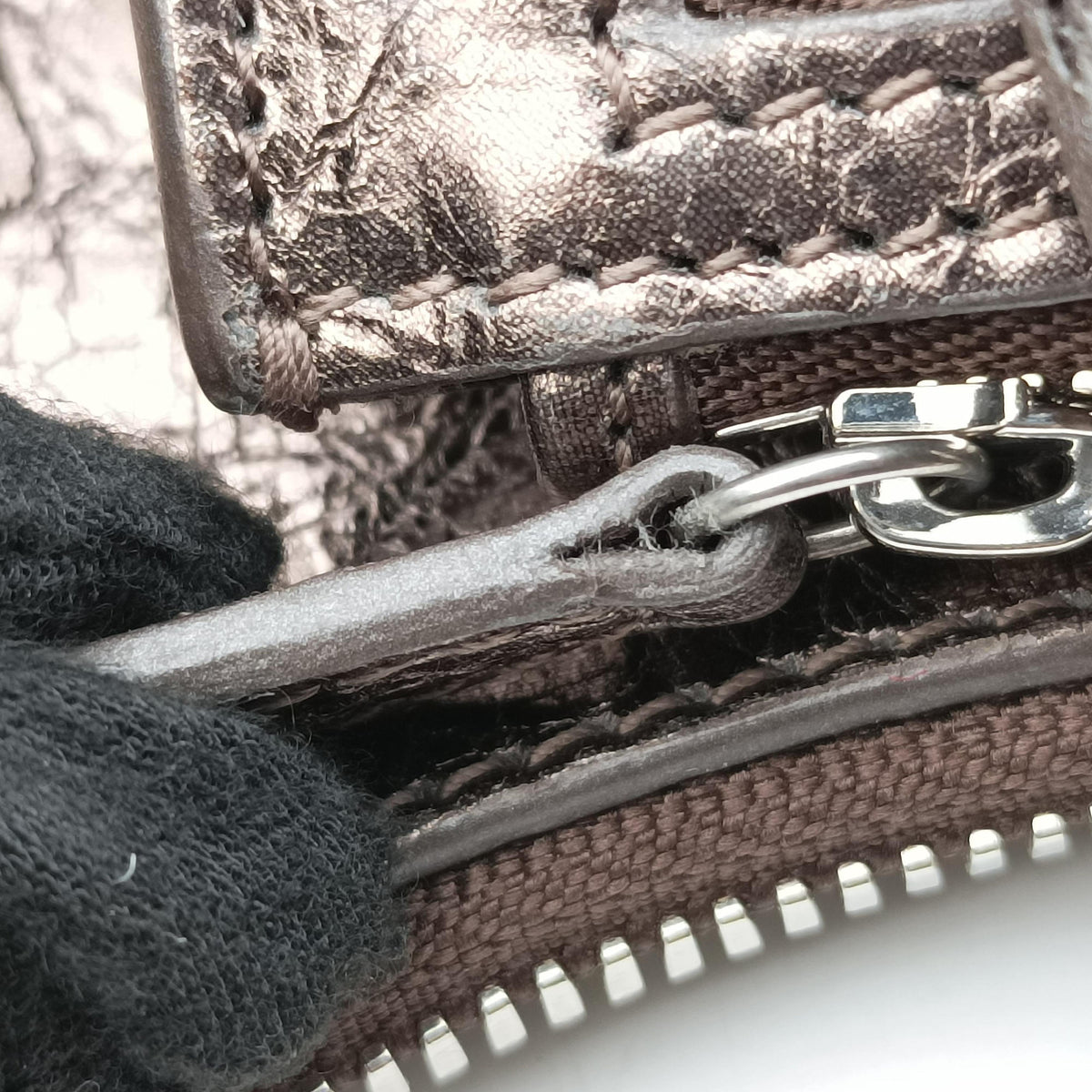 Vintage Balenciaga Le Cagole Silver lambskin  shoulderbag | stylenewstar