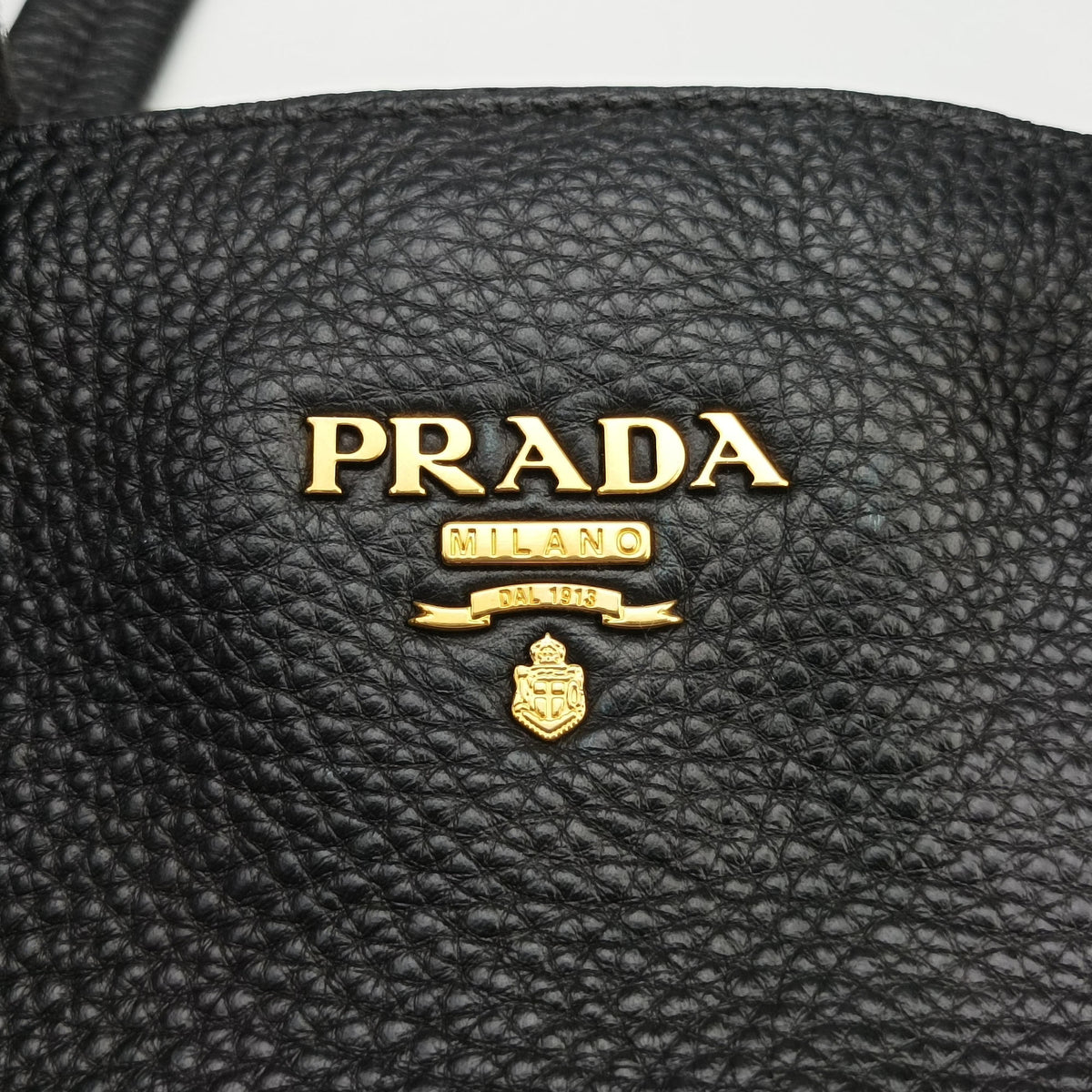 Secondhand Prada Vitello Daino Zippy Shopping Black leather BR4372 handbag | stylenewstar